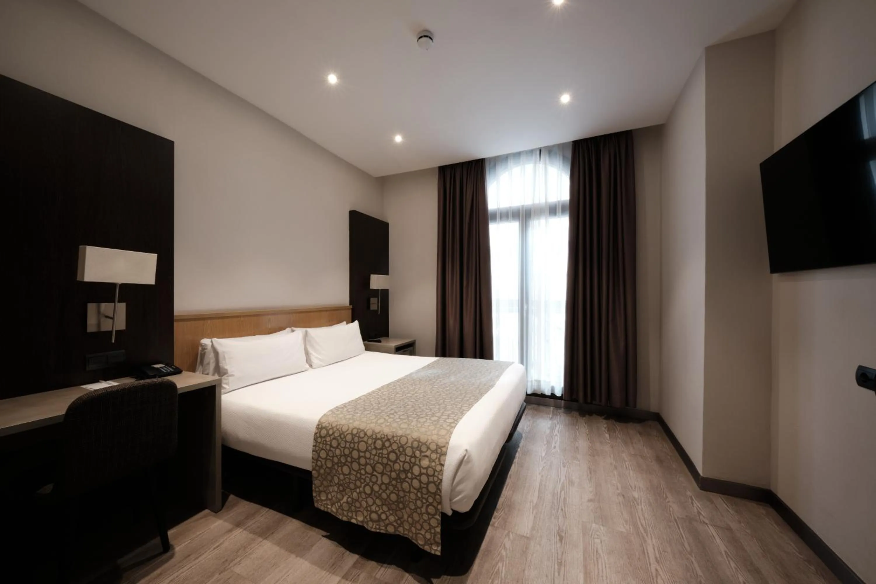 Bed in Catalonia Sagrada Familia