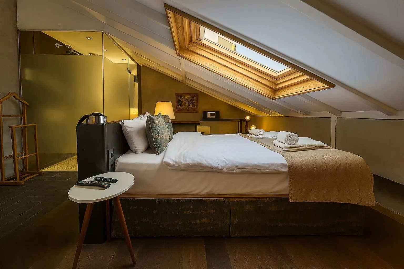 Bed in Aleksandr Pera Hotel