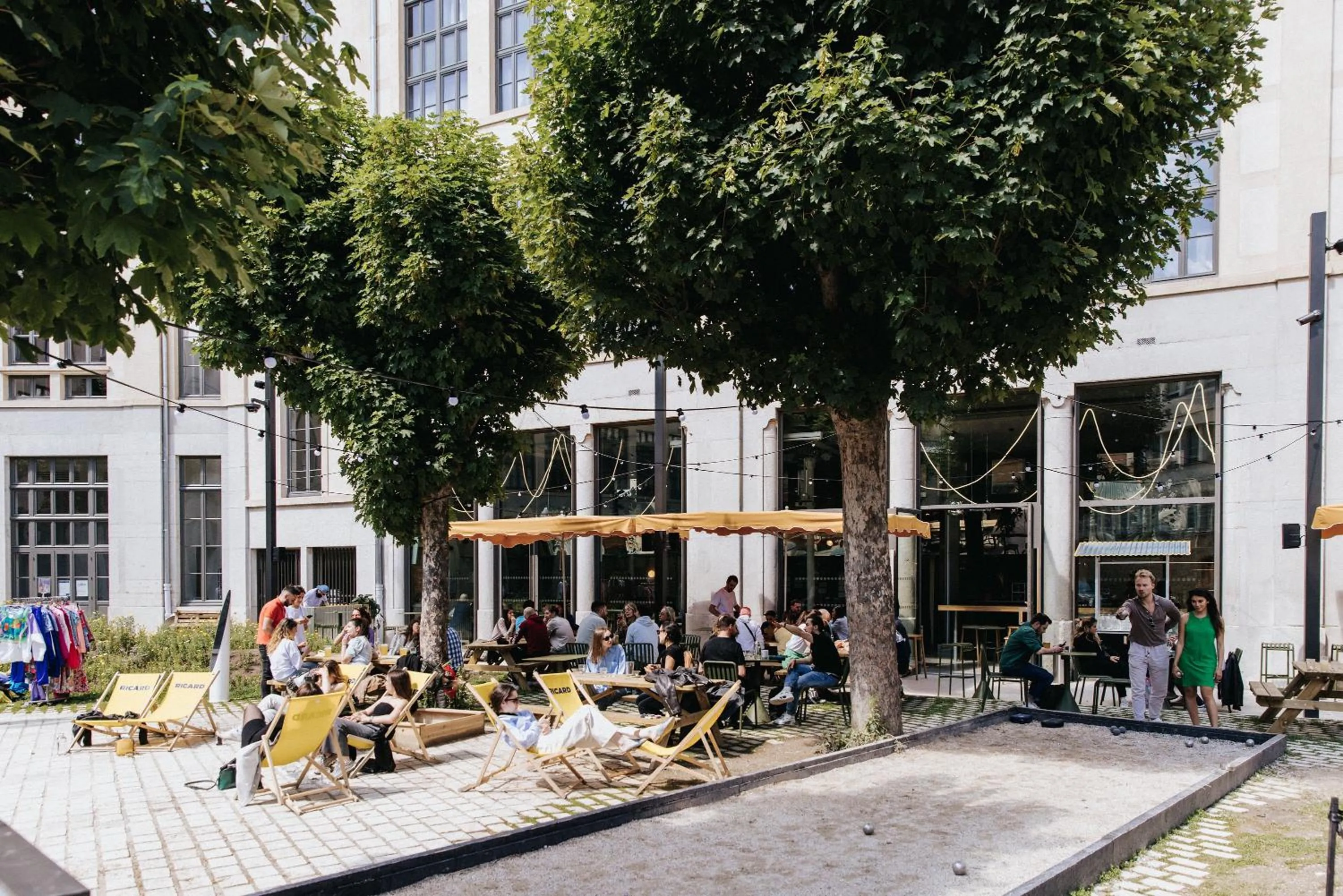 Property building in Pilo Lyon