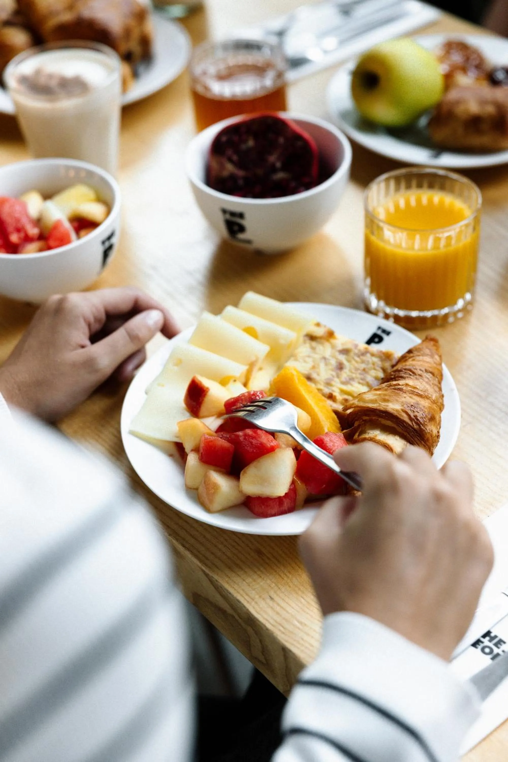 Restaurant/places to eat in The People Lyon