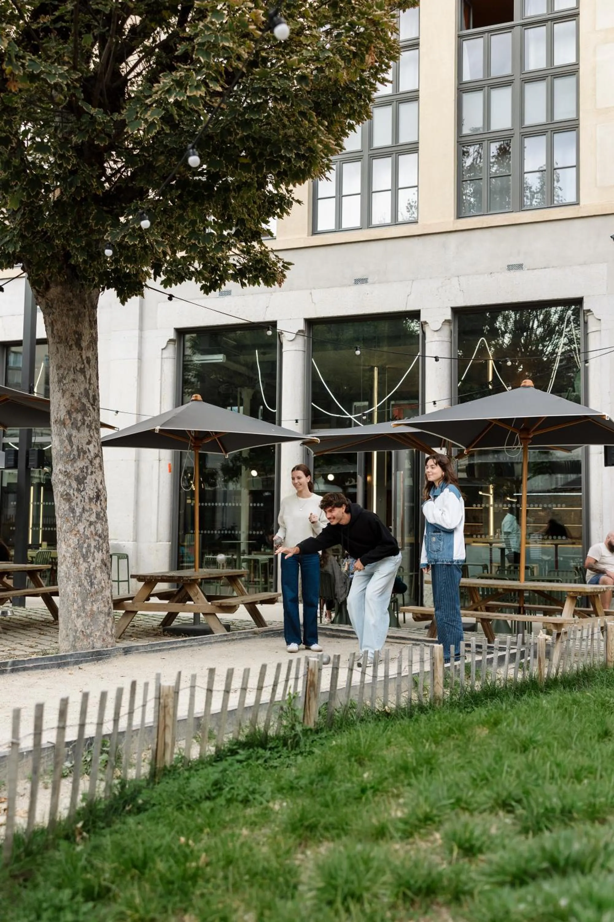 Balcony/Terrace in The People Lyon