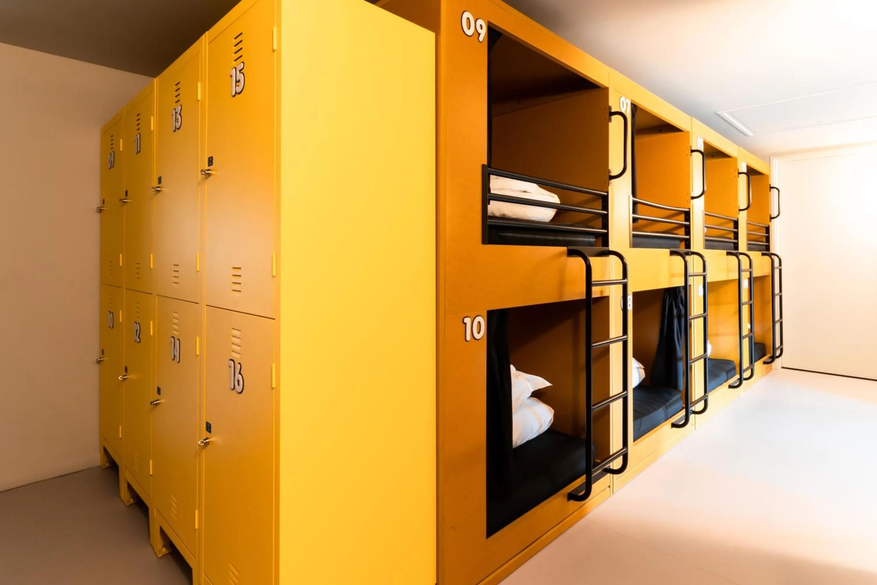 bunk bed in Pilo Lyon