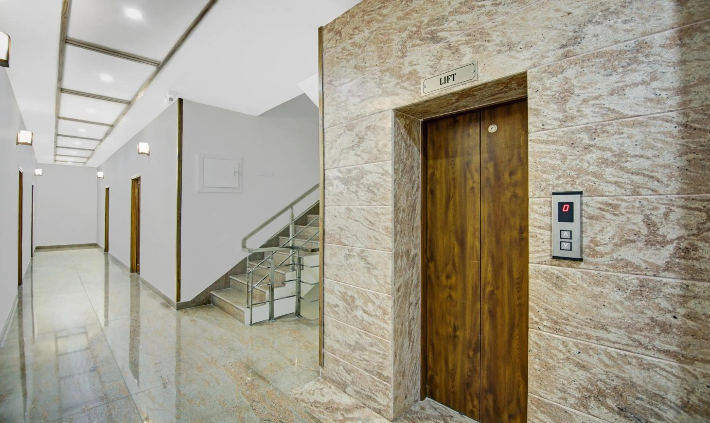 Lobby or reception in Hotel Royal Salute Near ISBT Zirakpur Chandigarh