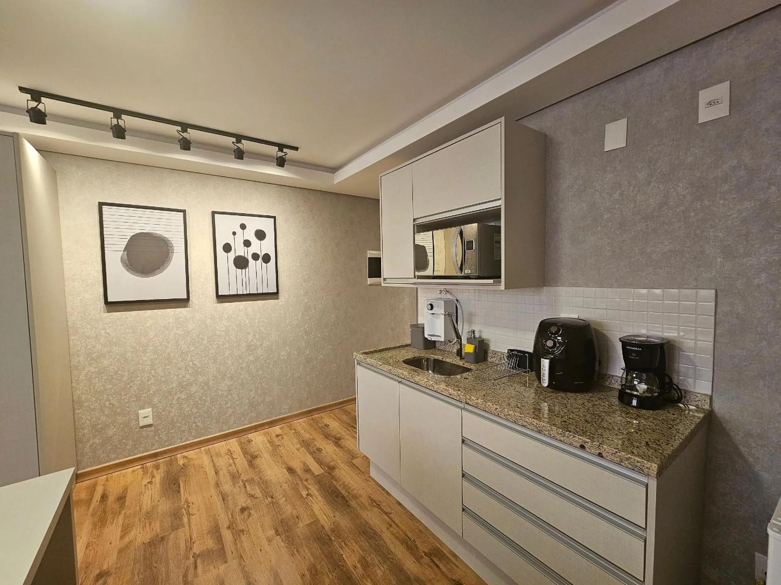 Kitchen or kitchenette in Hotel Flat Afonso Pena e Centro de Convenções Campo Grande