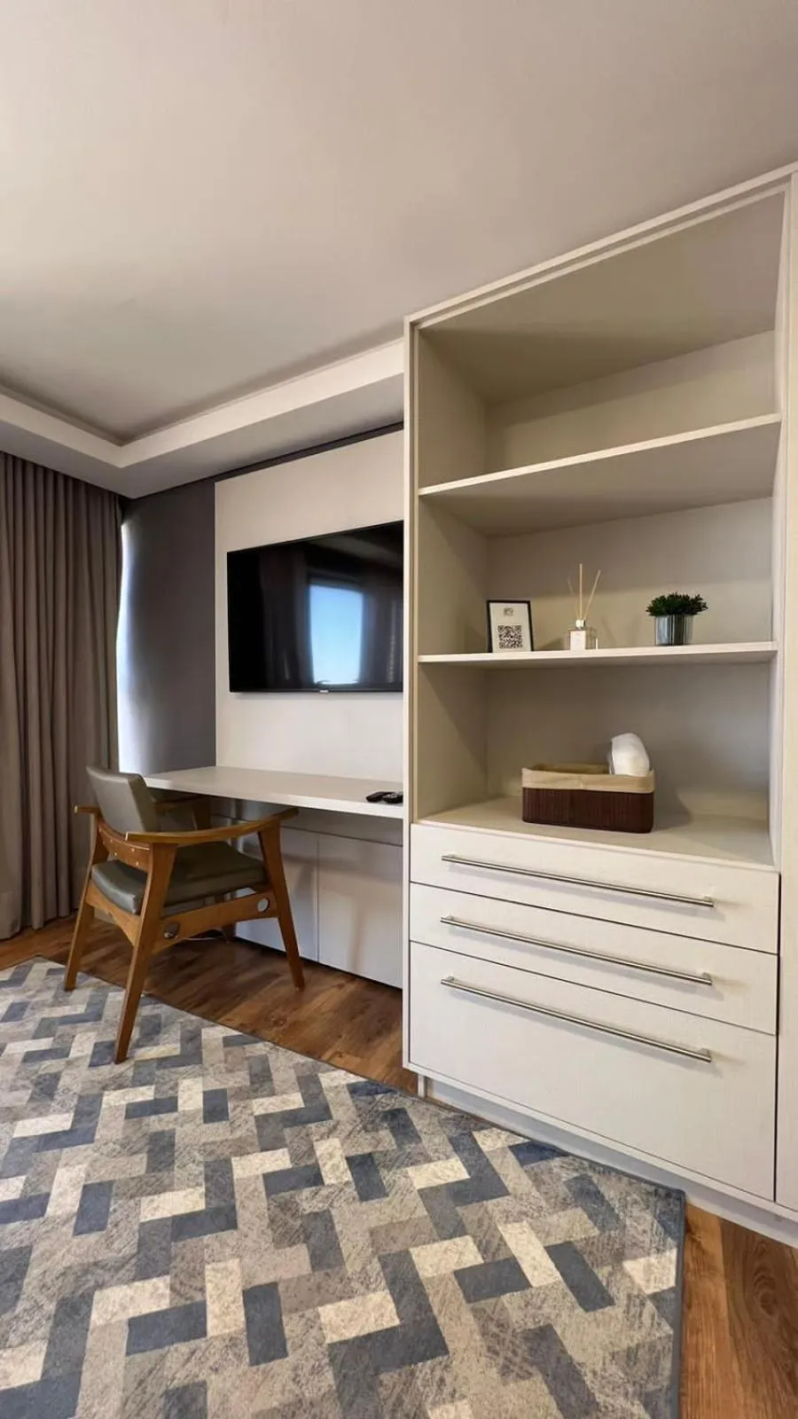 TV and multimedia in Hotel Flat Afonso Pena e Centro de Convenções Campo Grande