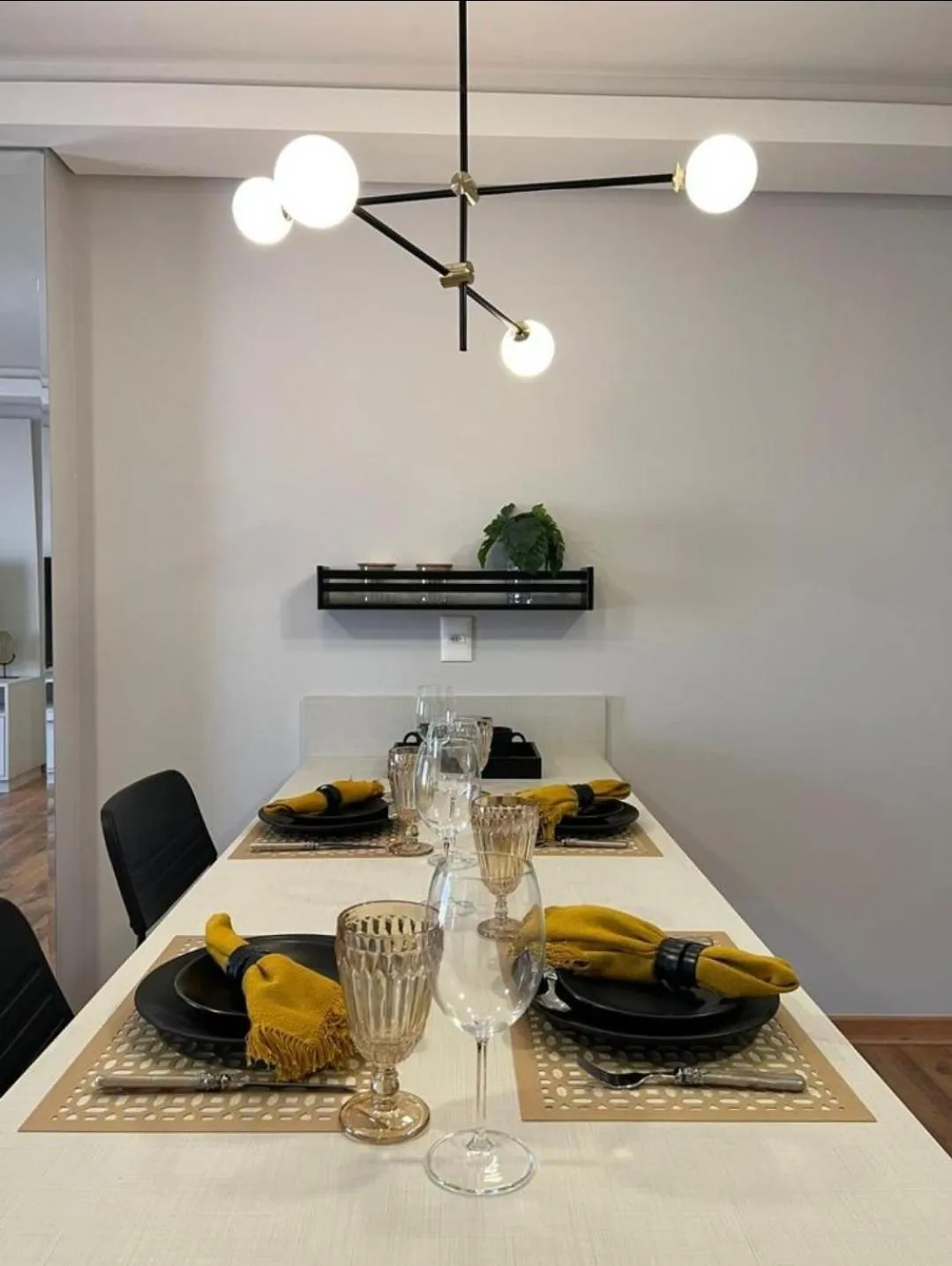 Dining area in Hotel Flat Afonso Pena e Centro de Convenções Campo Grande