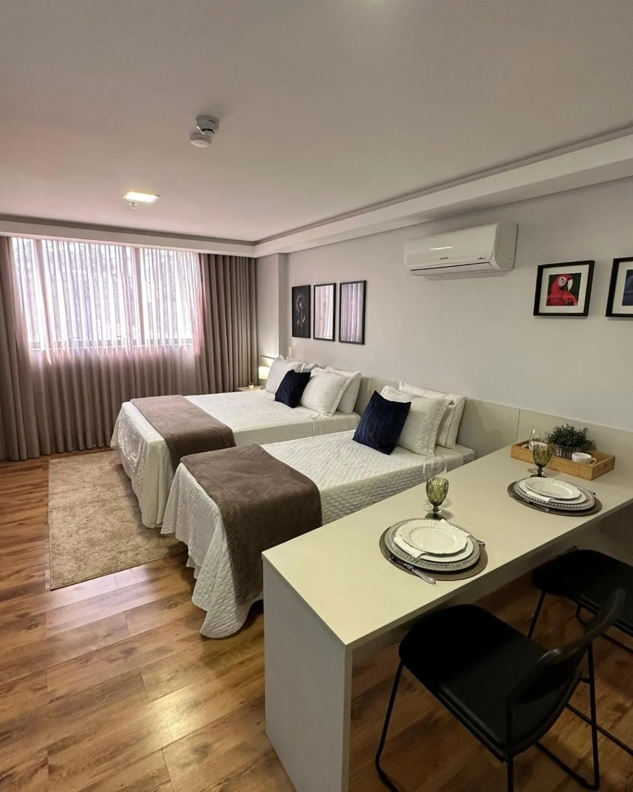 Coffee/tea facilities, Bed in Hotel Flat Afonso Pena e Centro de Convenções Campo Grande