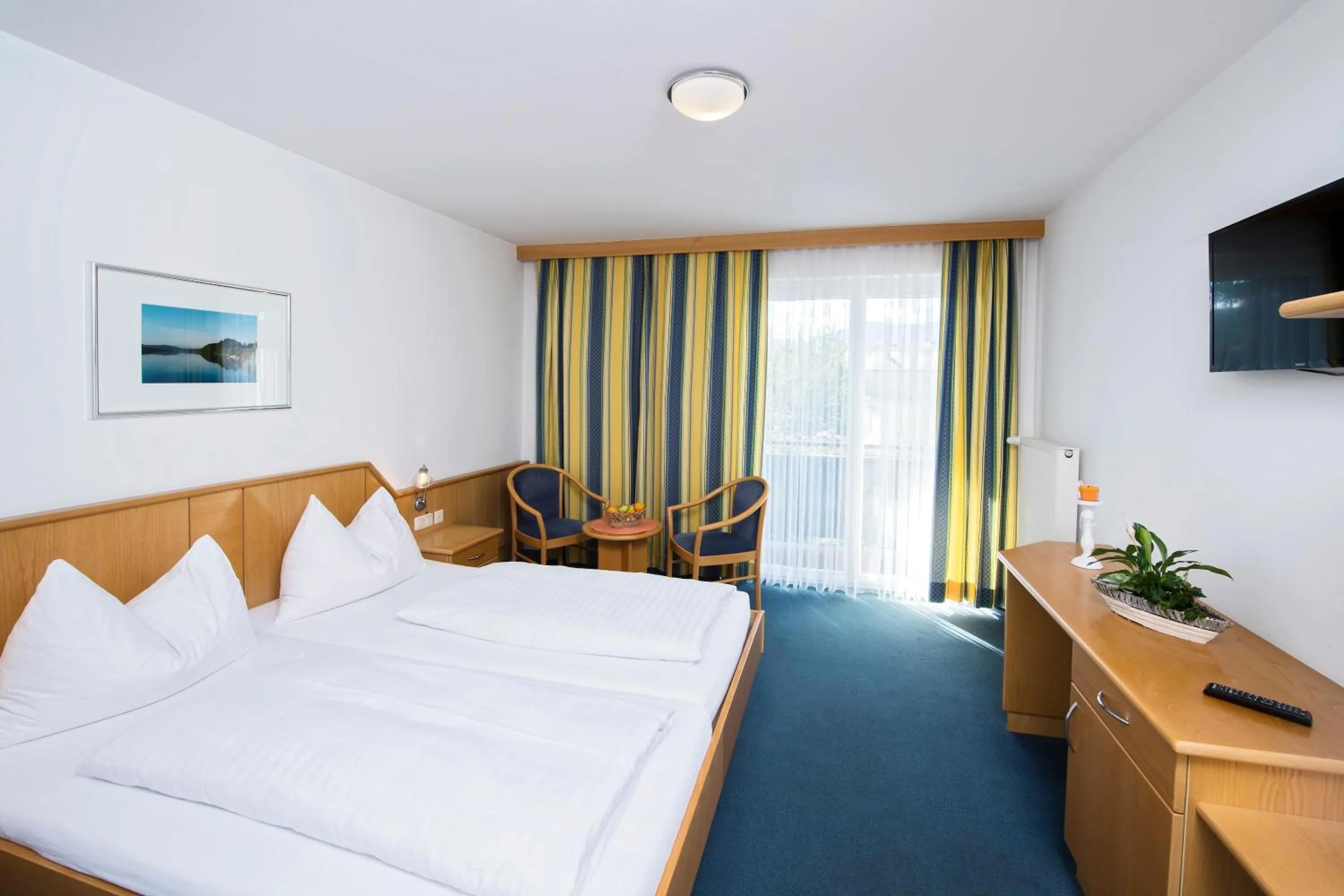 Photo of the whole room in Hotel Reichmann