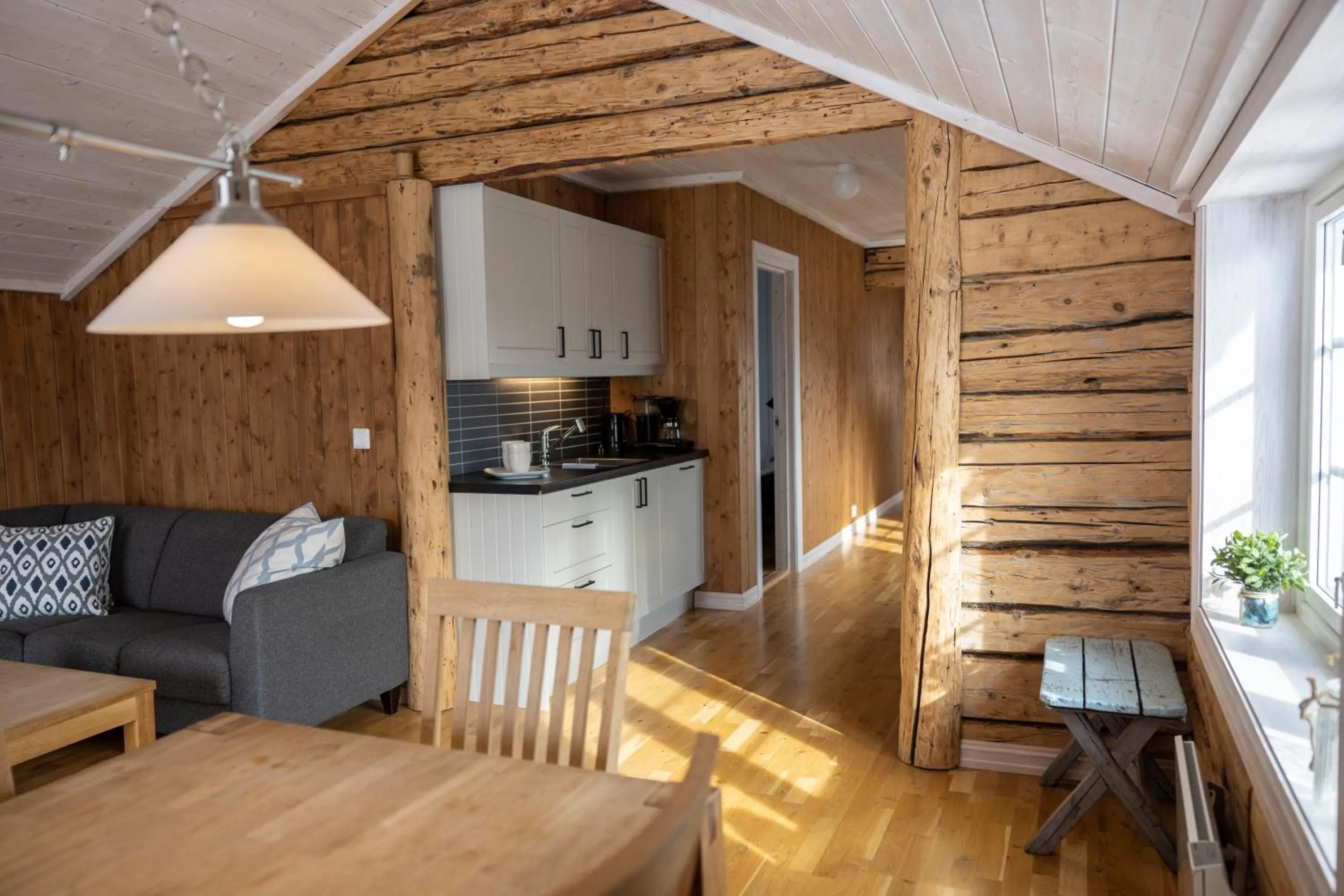 Kitchen or kitchenette in The Tide - Rorbuer