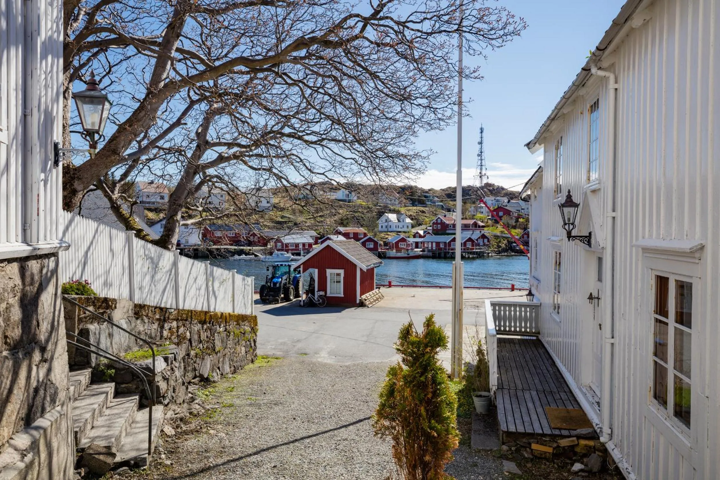 Off site in The Tide - Rorbuer
