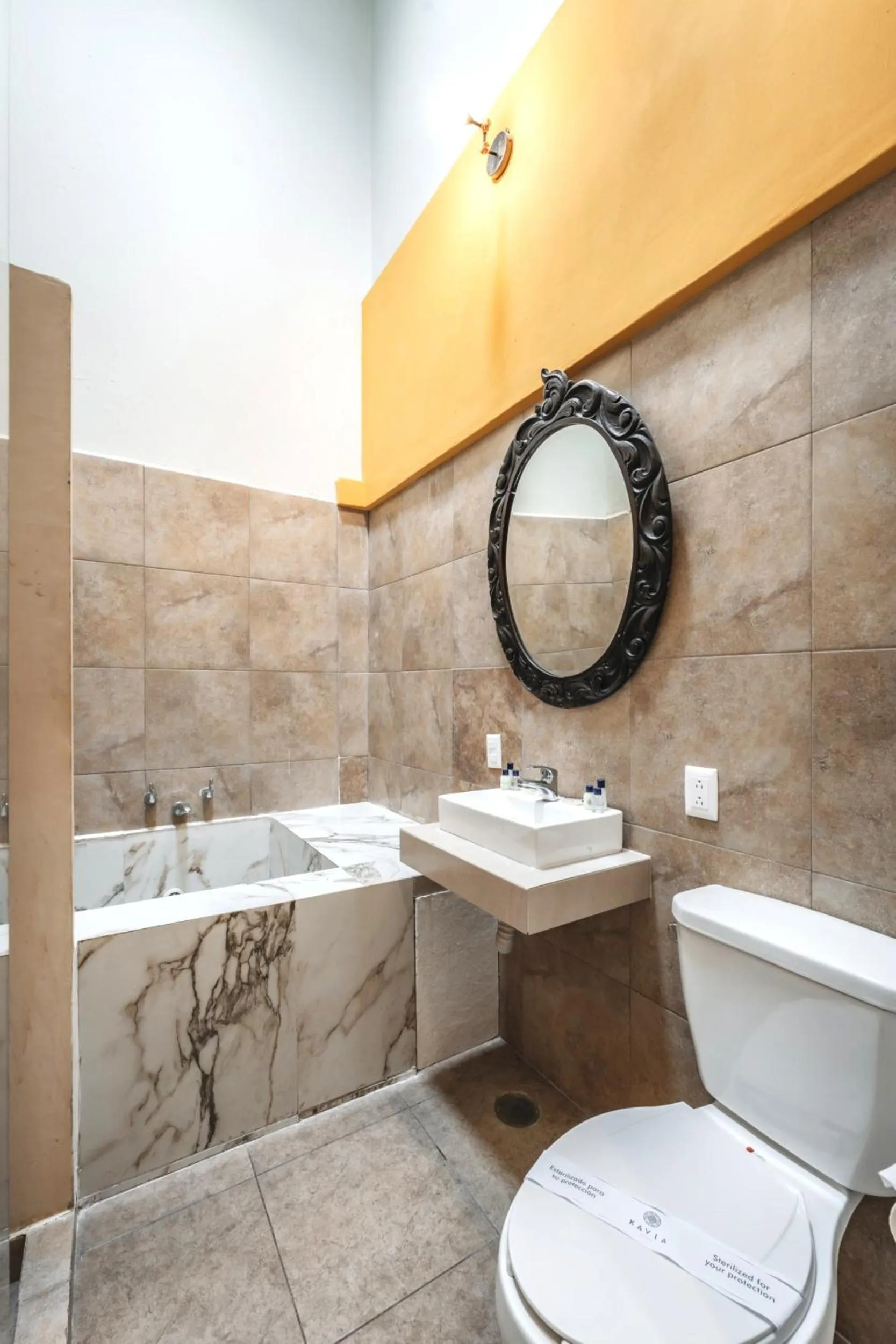 Bathroom in Hotel Real Toledo by Kavia