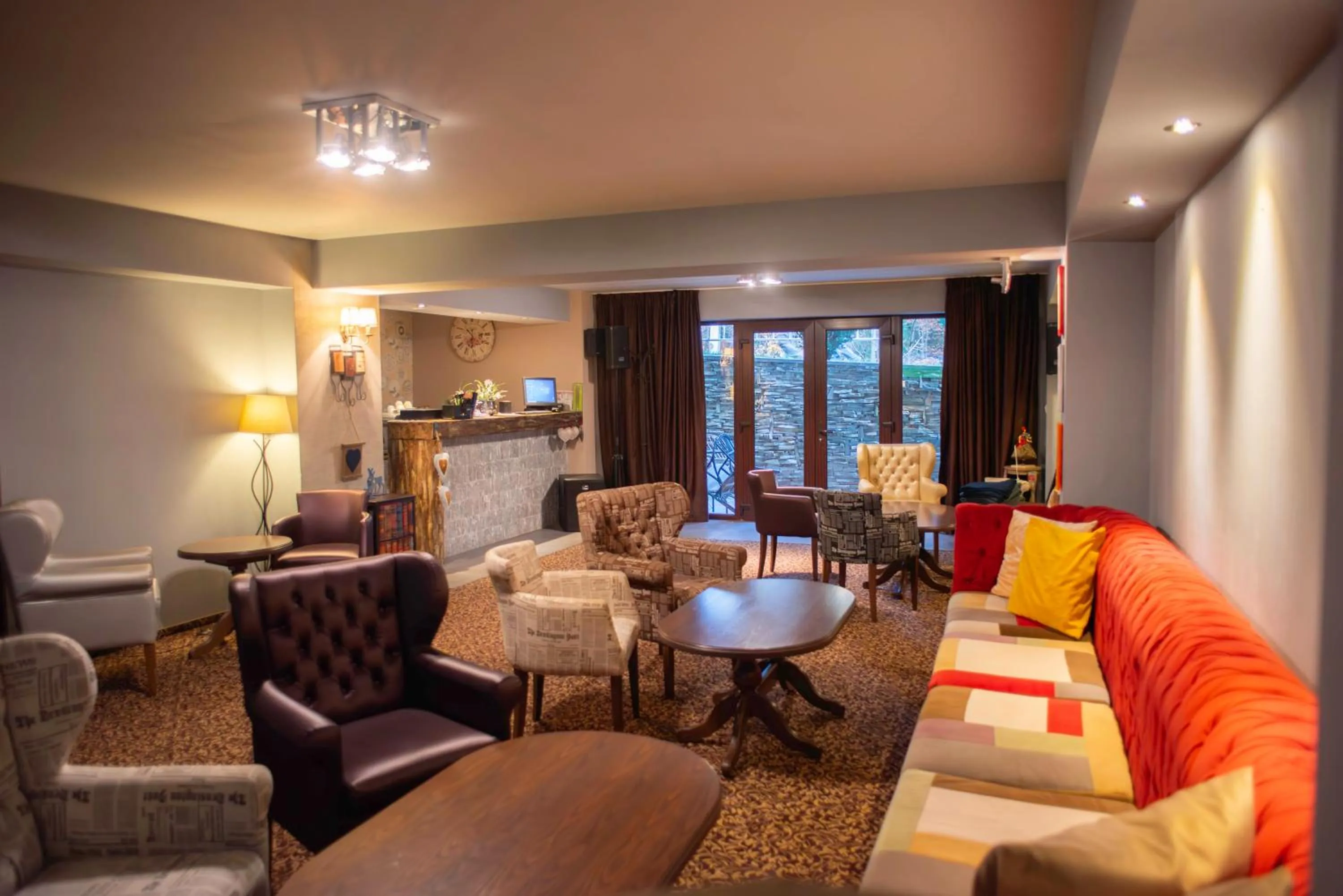 Lounge or bar in Paj Hotelul Retreat & Spa