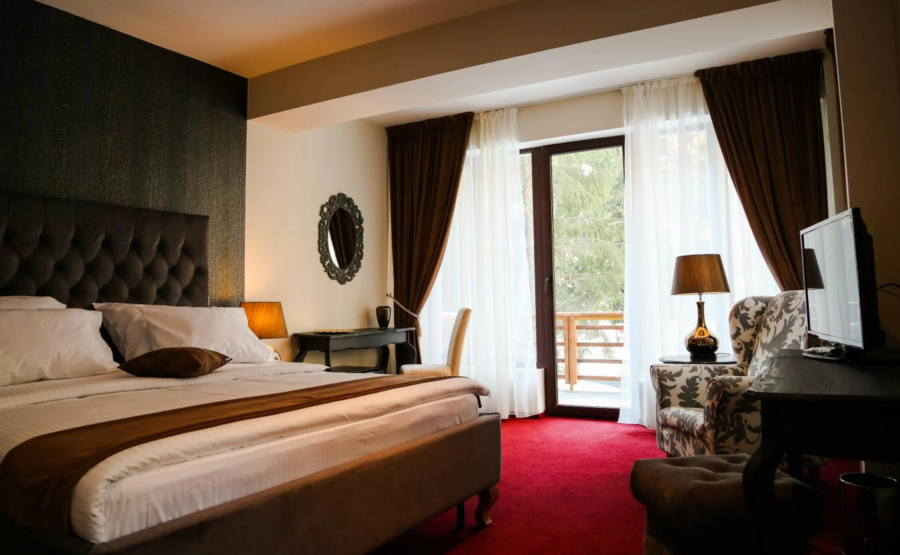 Photo of the whole room, Bed in Paj Hotelul Retreat & Spa