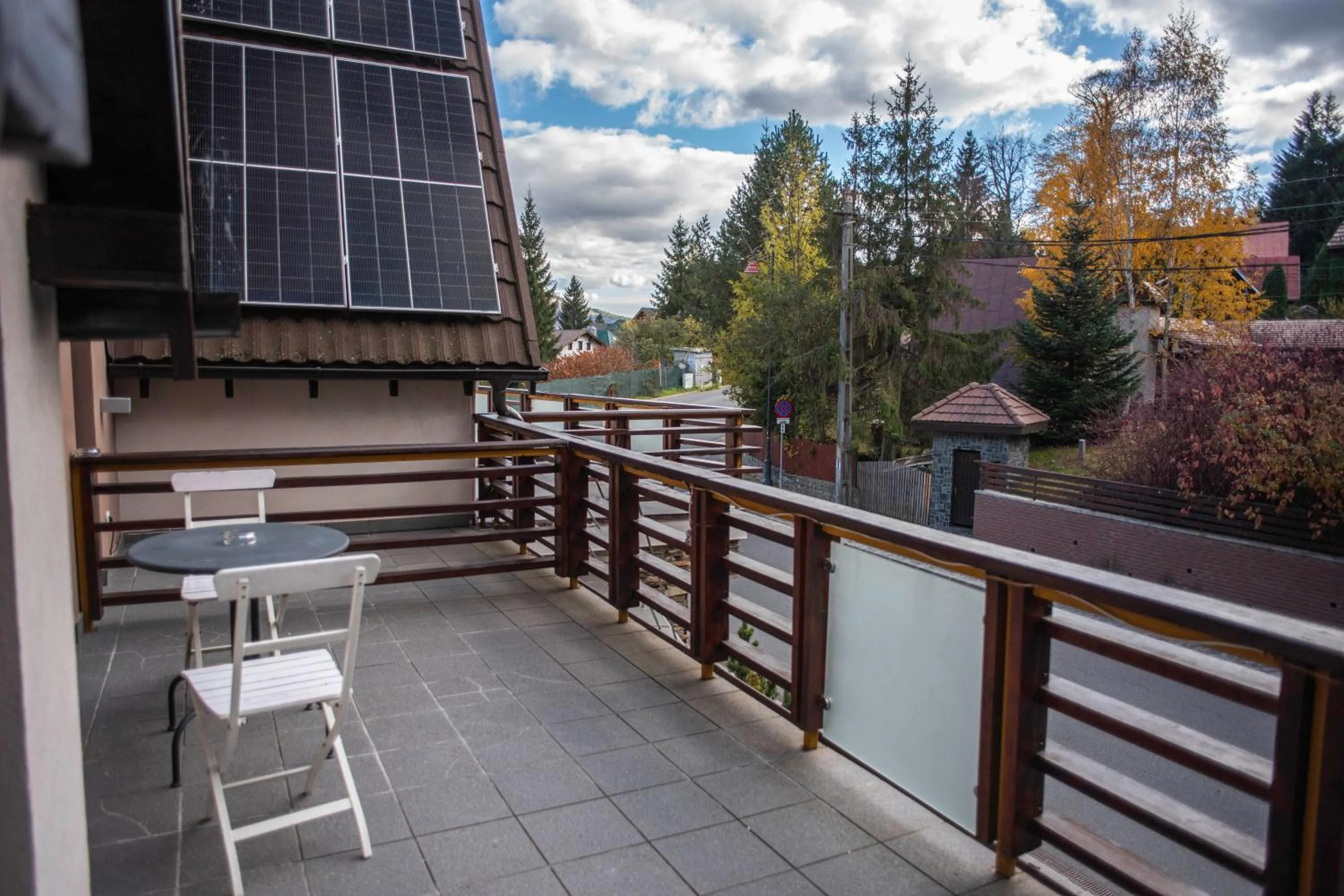 Property building in Paj Hotelul Retreat & Spa