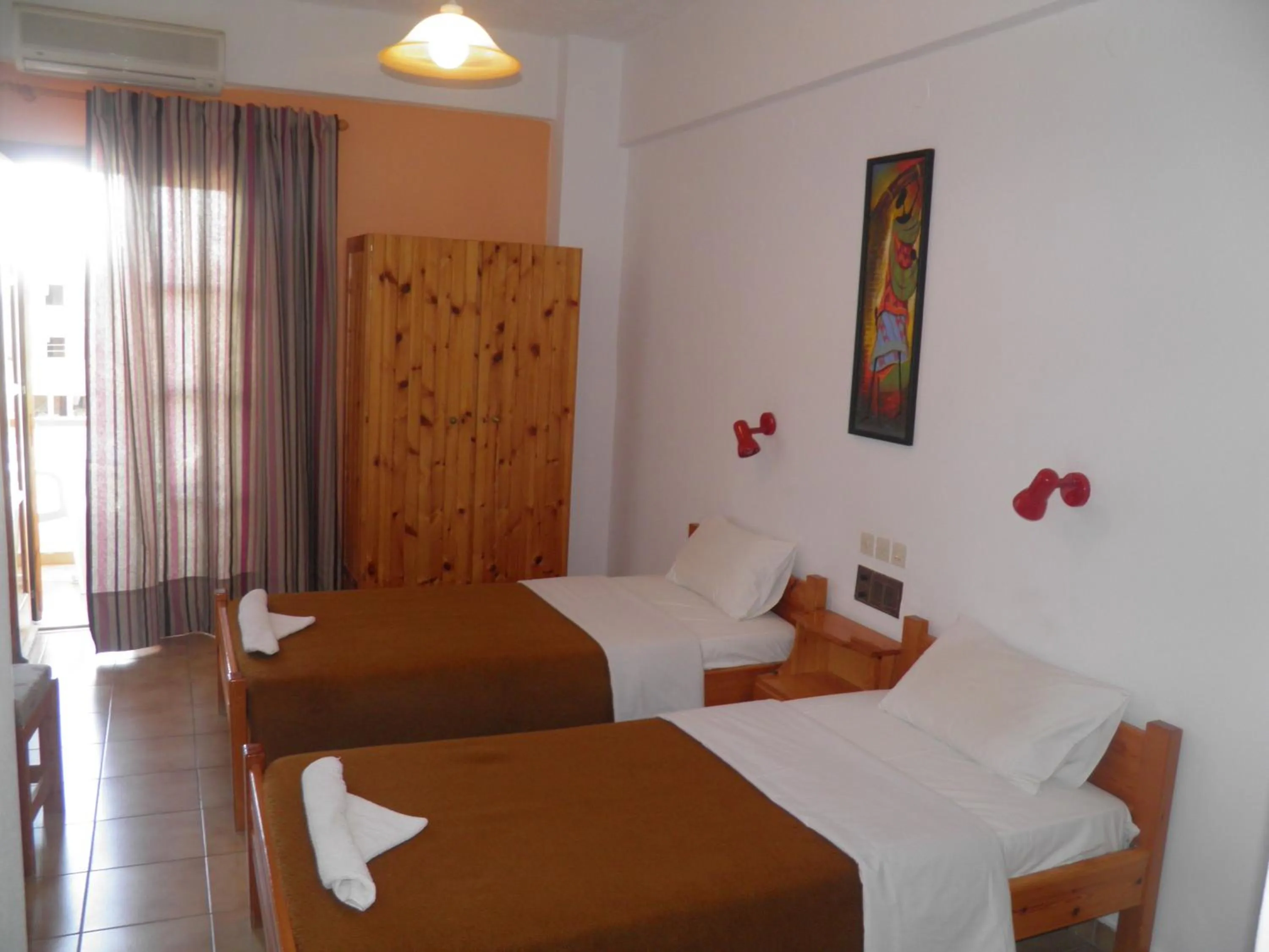 Bedroom, Bed in Galaxias Studios