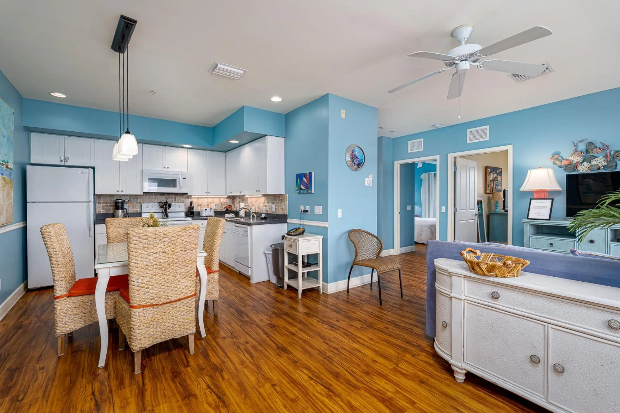 Harbour House at the Inn 318