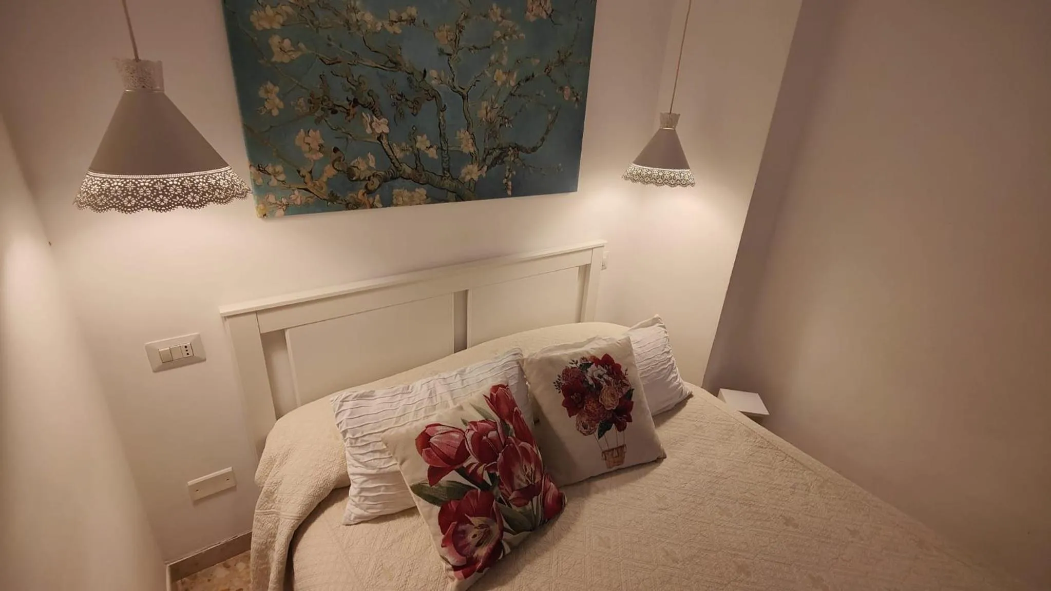 Bed in Sergio Tourist Rental close Tiburtina Station