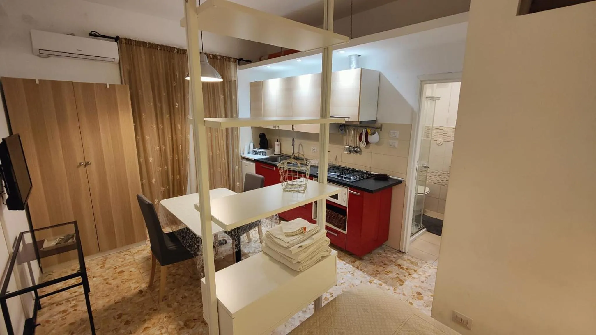 Sergio Tourist Rental close Tiburtina Station