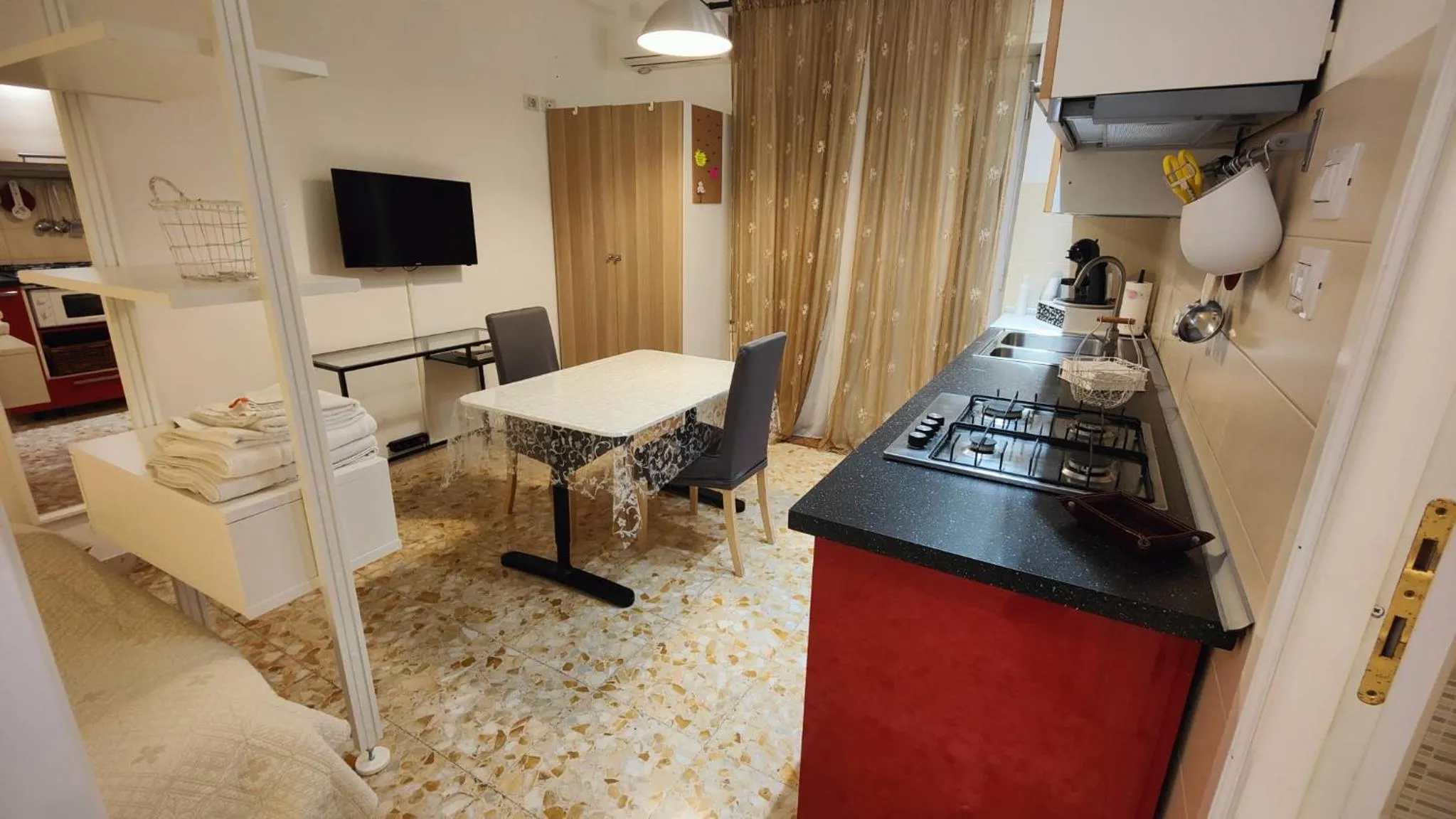 Sergio Tourist Rental close Tiburtina Station