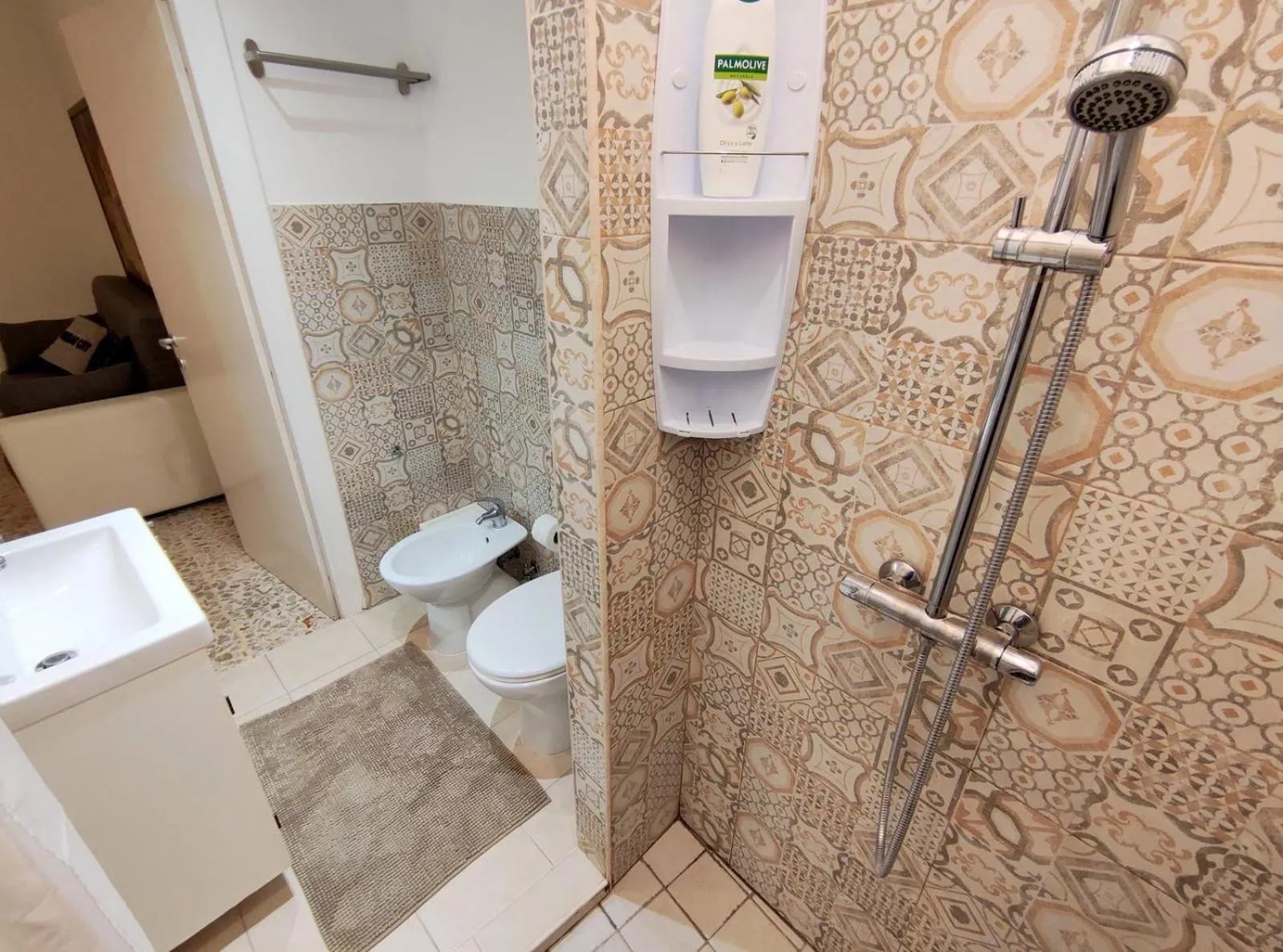 Sergio Tourist Rental close Tiburtina Station