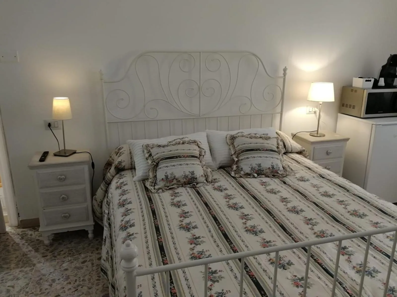 Bed in Sergio Tourist Rental close Tiburtina Station