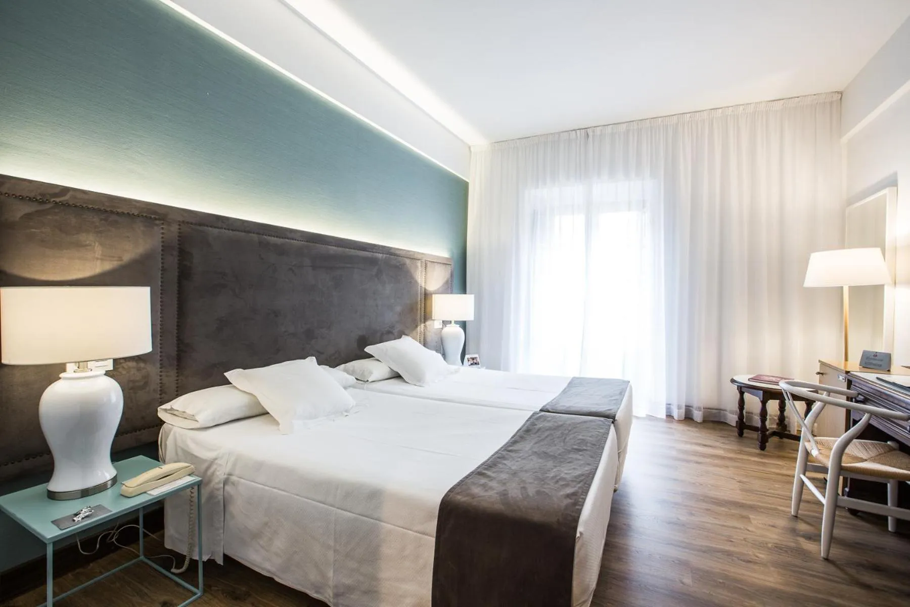 Bed in Eurostars Los Agustinos