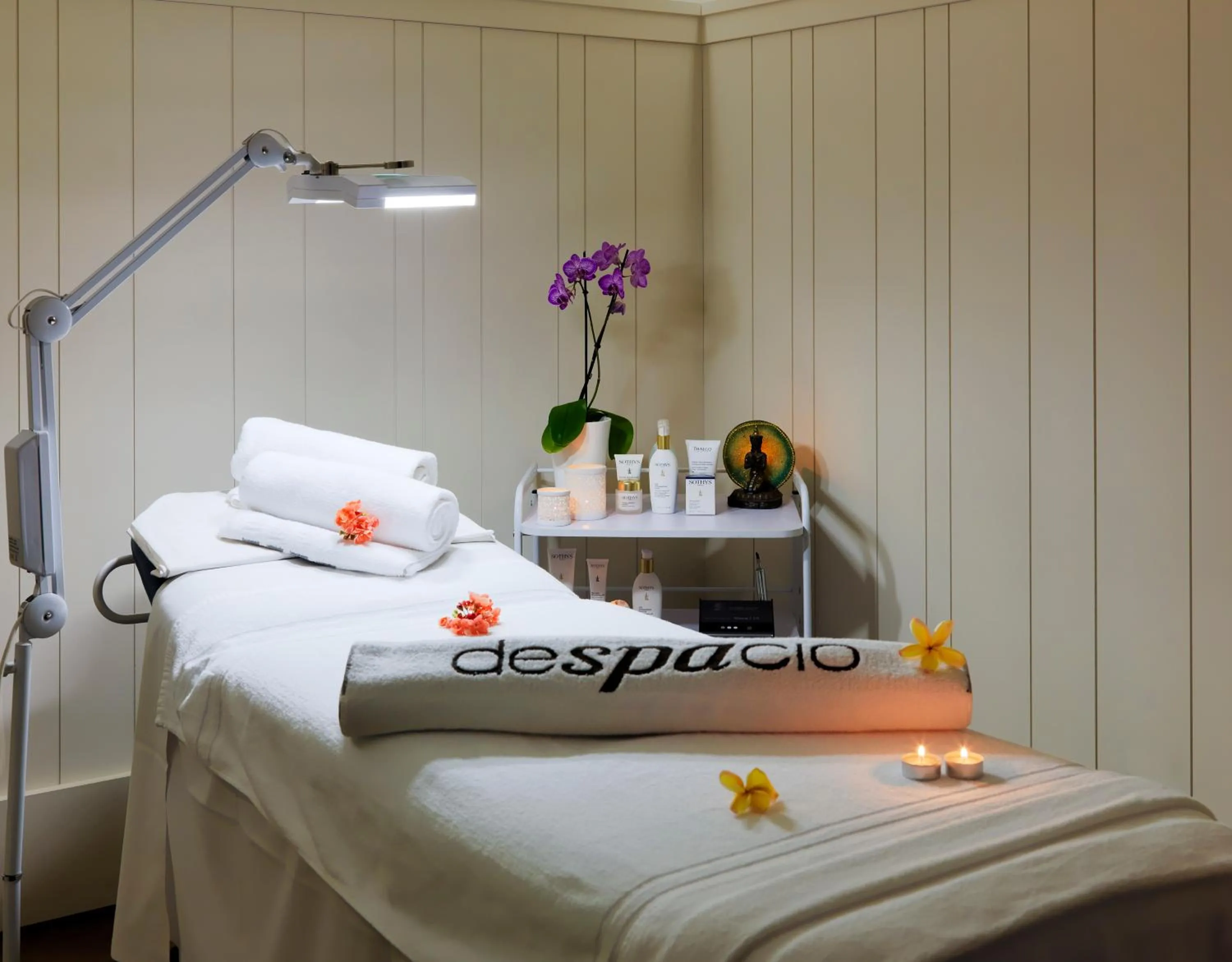 Massage, Bed in Boutique Hotel H10 Big Sur - Adults Only