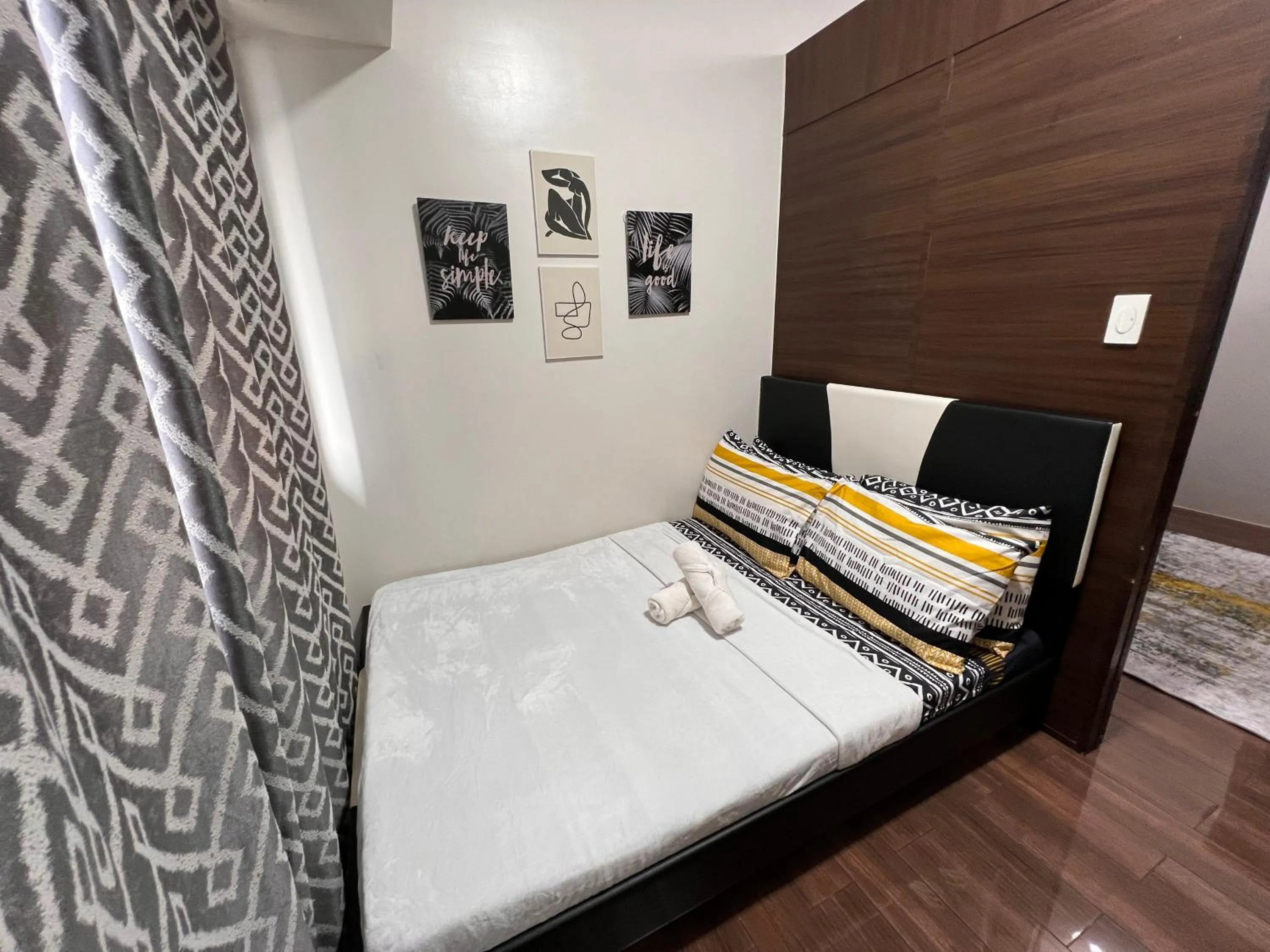 Bed in Air Residences - 1Bedroom Unit with Balcony - Wifi & Netflix