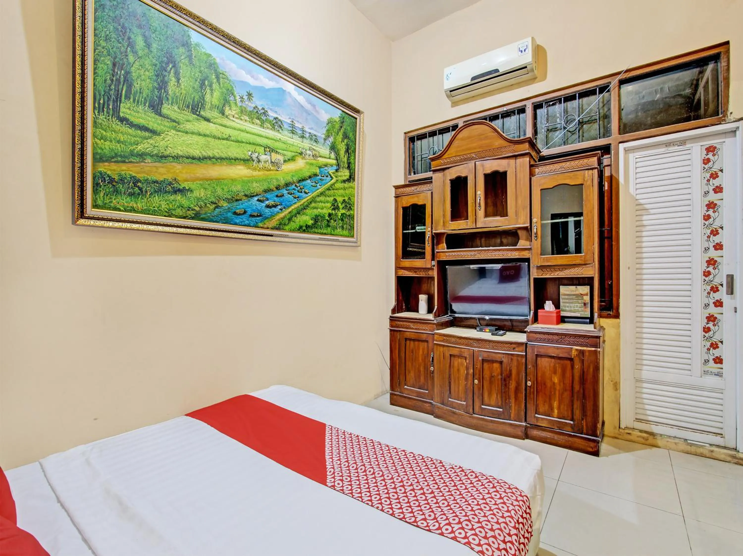 Deluxe Double Room in OYO 92851 Homestay Borobudur Specpacker Syariah