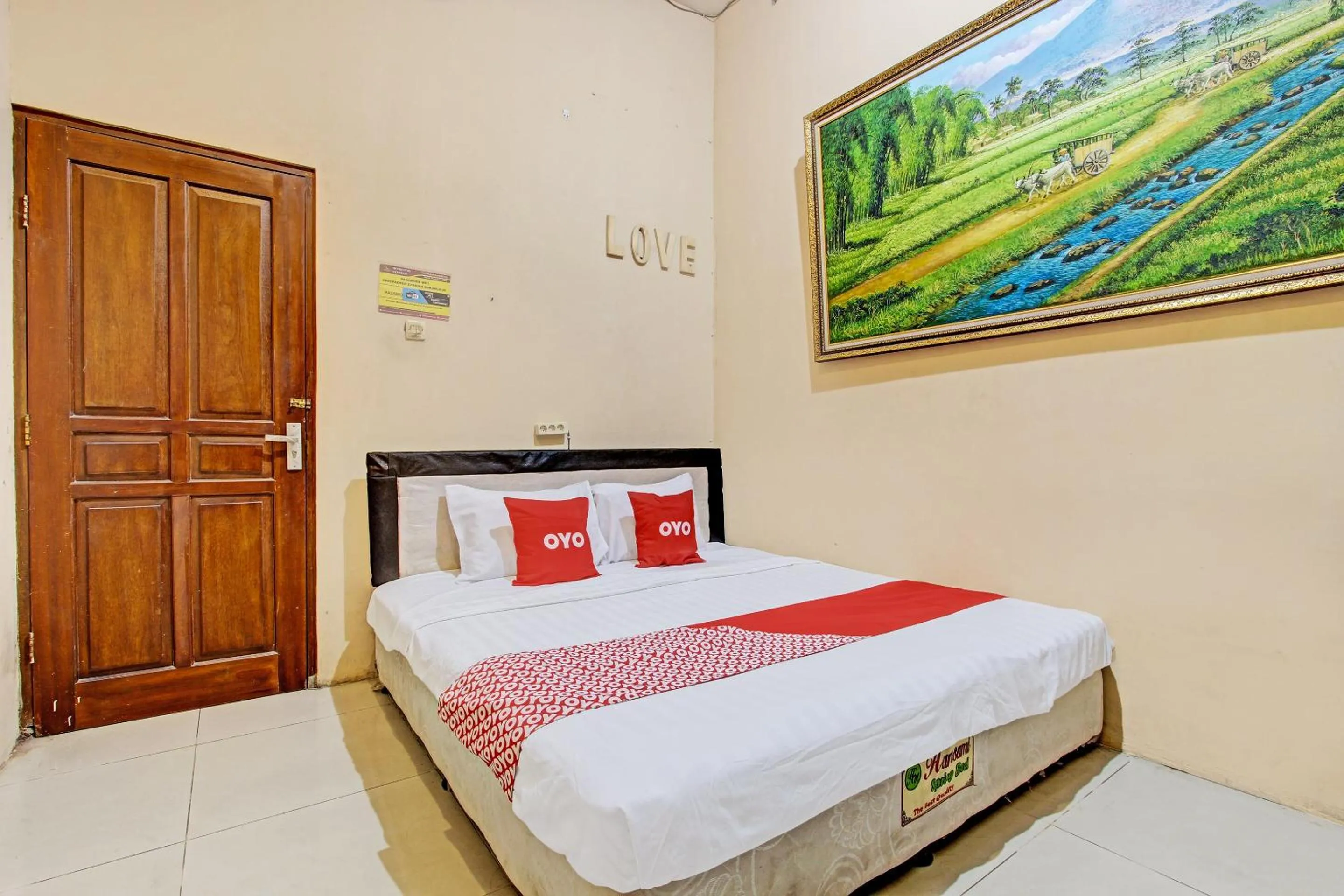Bedroom in OYO 92851 Homestay Borobudur Specpacker Syariah