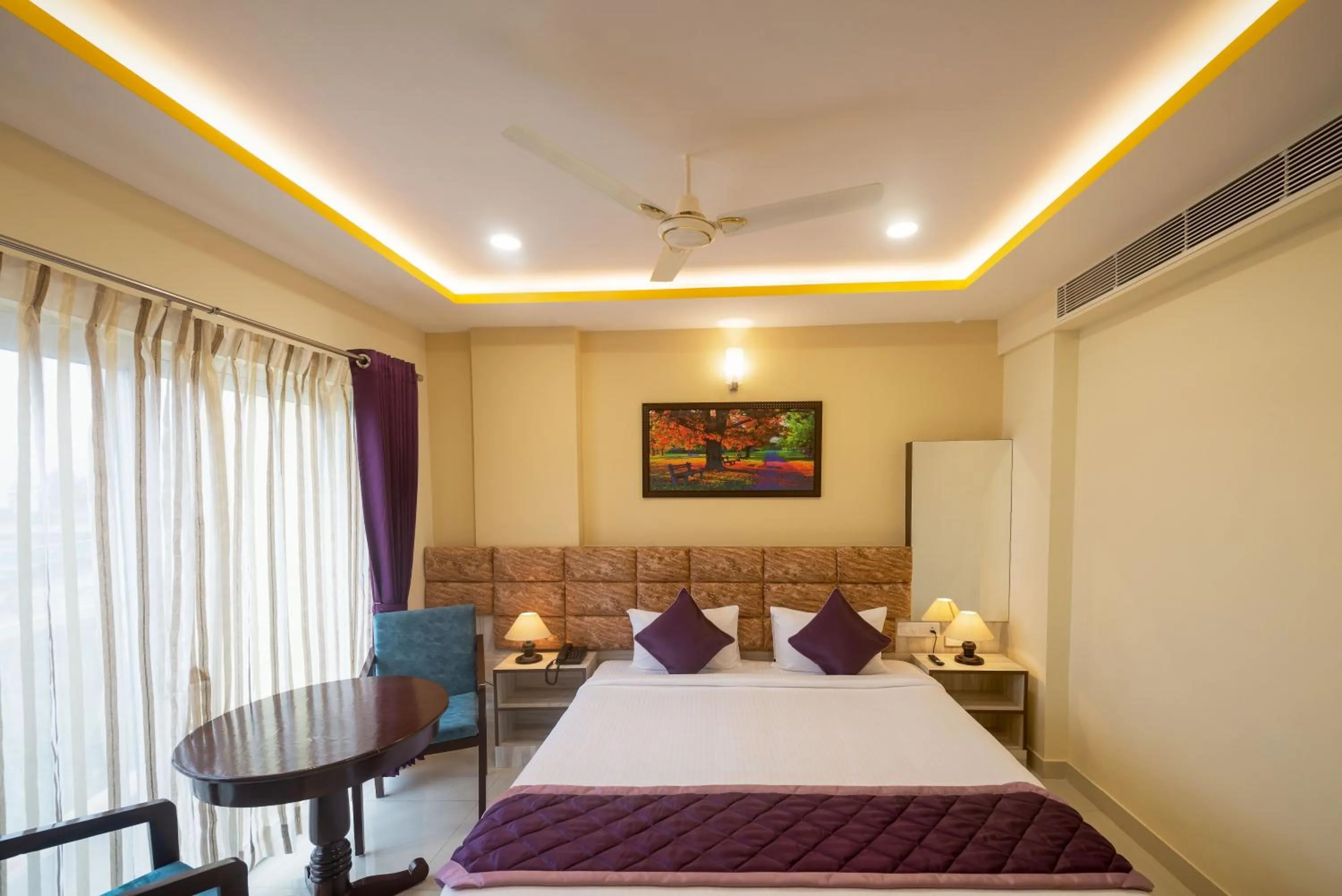 Bed in Zenith Hotels Hebbal Bangalore