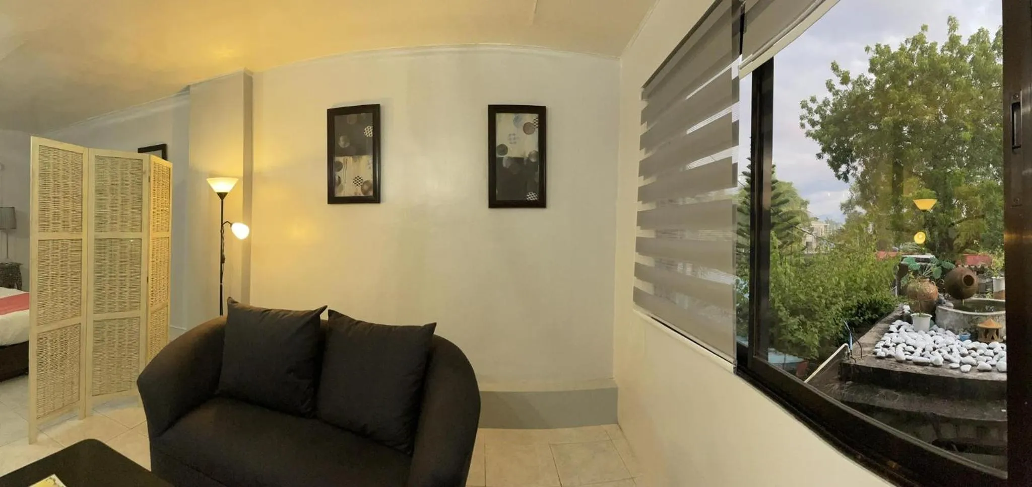 Sunbloom Beachfront Hotel and Restaurant Zambales