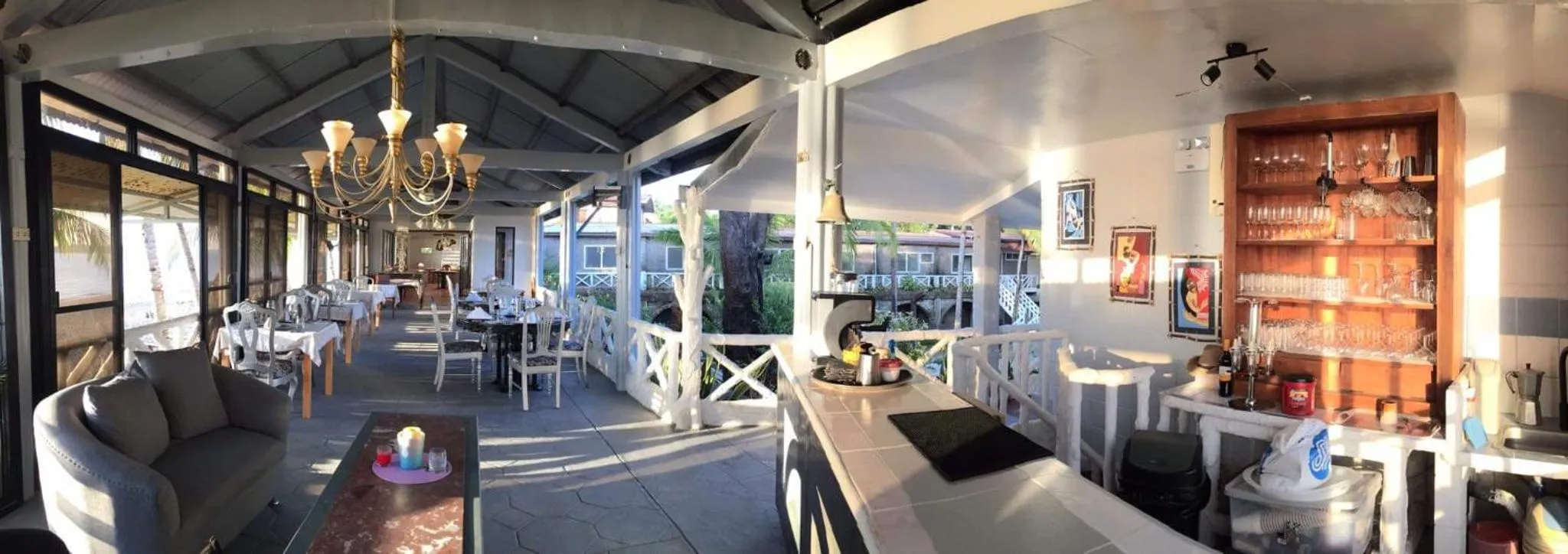 Sunbloom Beachfront Hotel and Restaurant Zambales