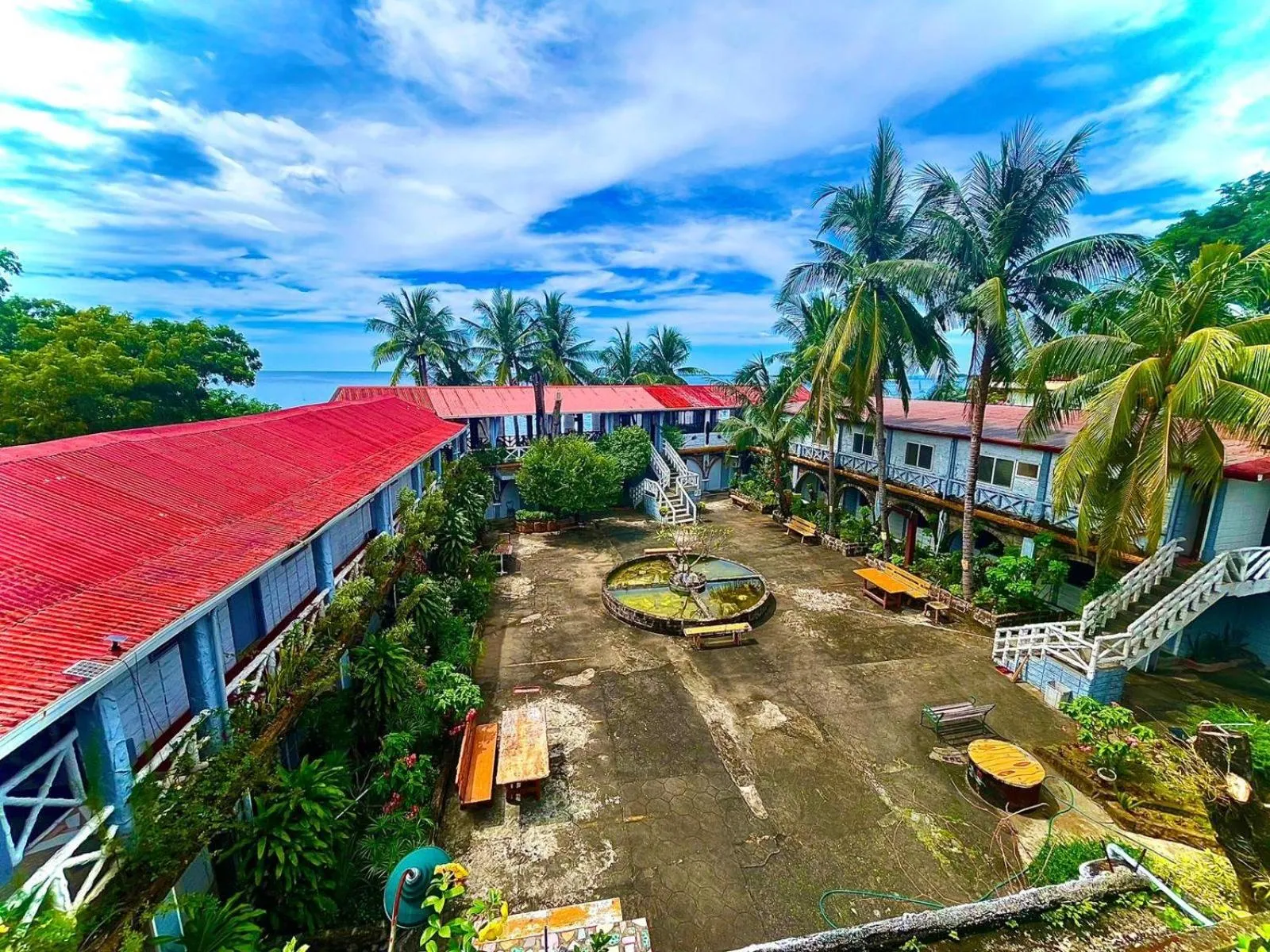 Sunbloom Beachfront Hotel and Restaurant Zambales