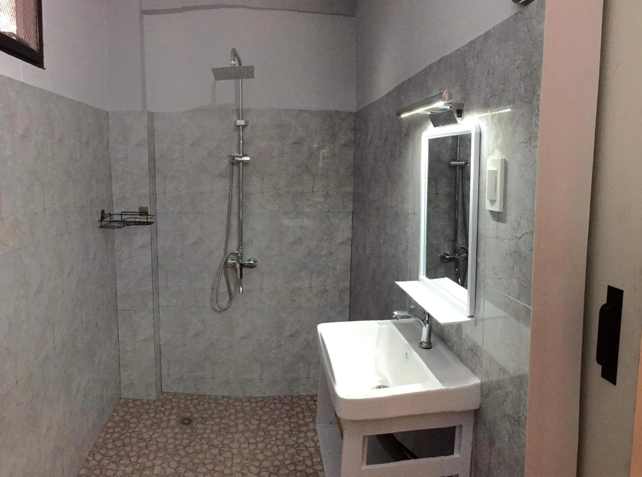 Sunbloom Beachfront Hotel and Restaurant Zambales