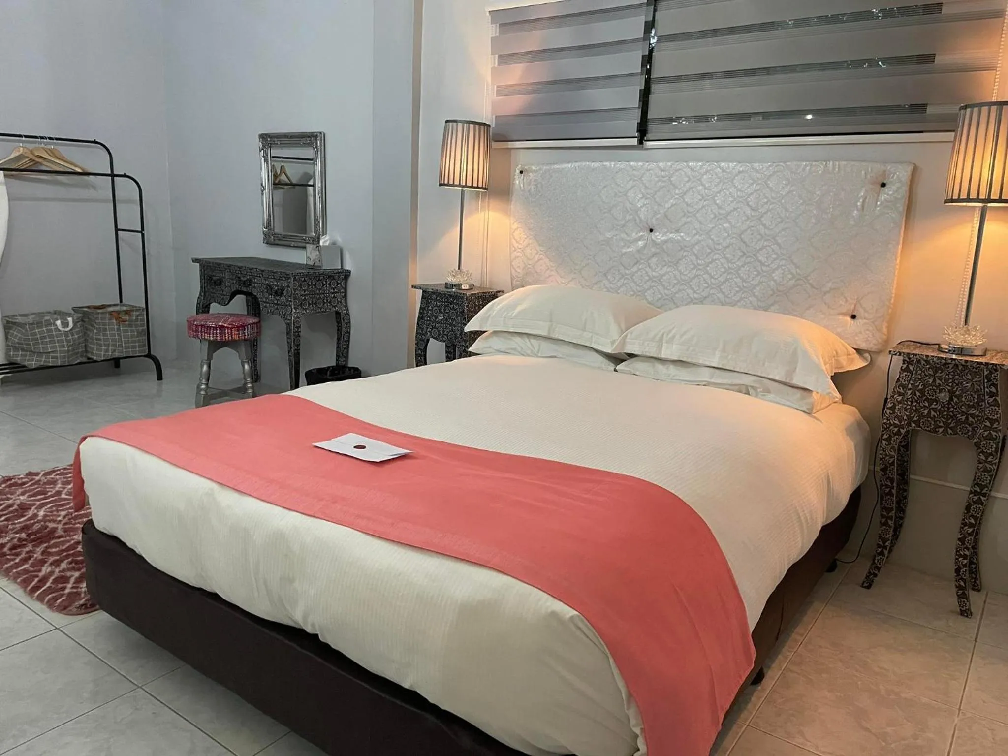 Bed in Sunbloom Beachfront Hotel and Restaurant Zambales