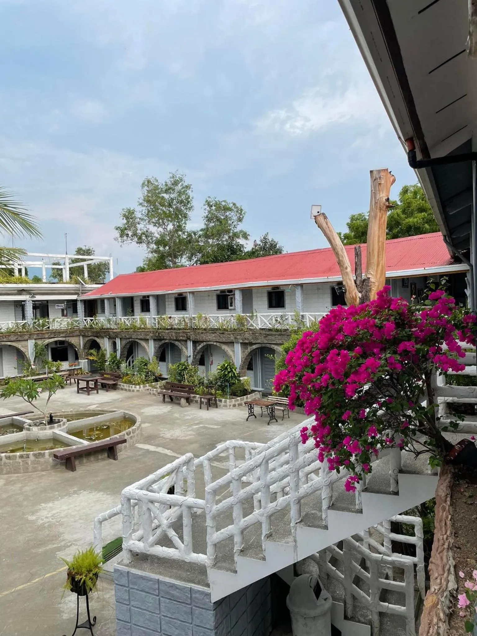 Sunbloom Beachfront Hotel and Restaurant Zambales