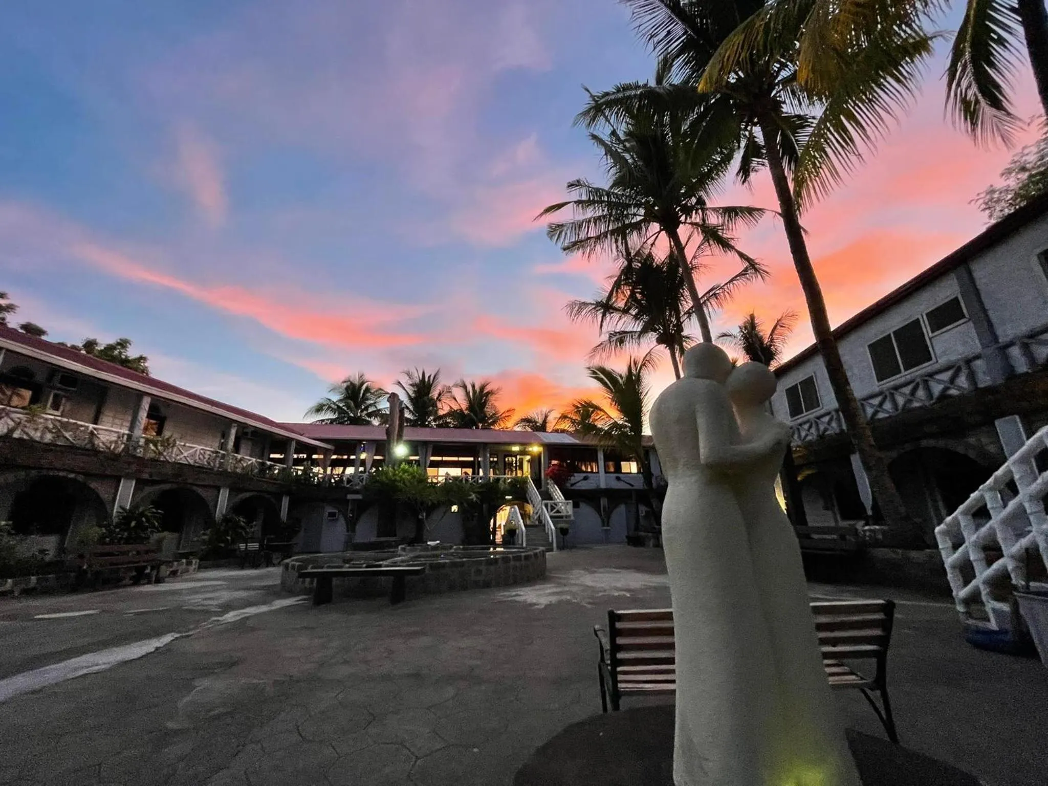 Sunbloom Beachfront Hotel and Restaurant Zambales
