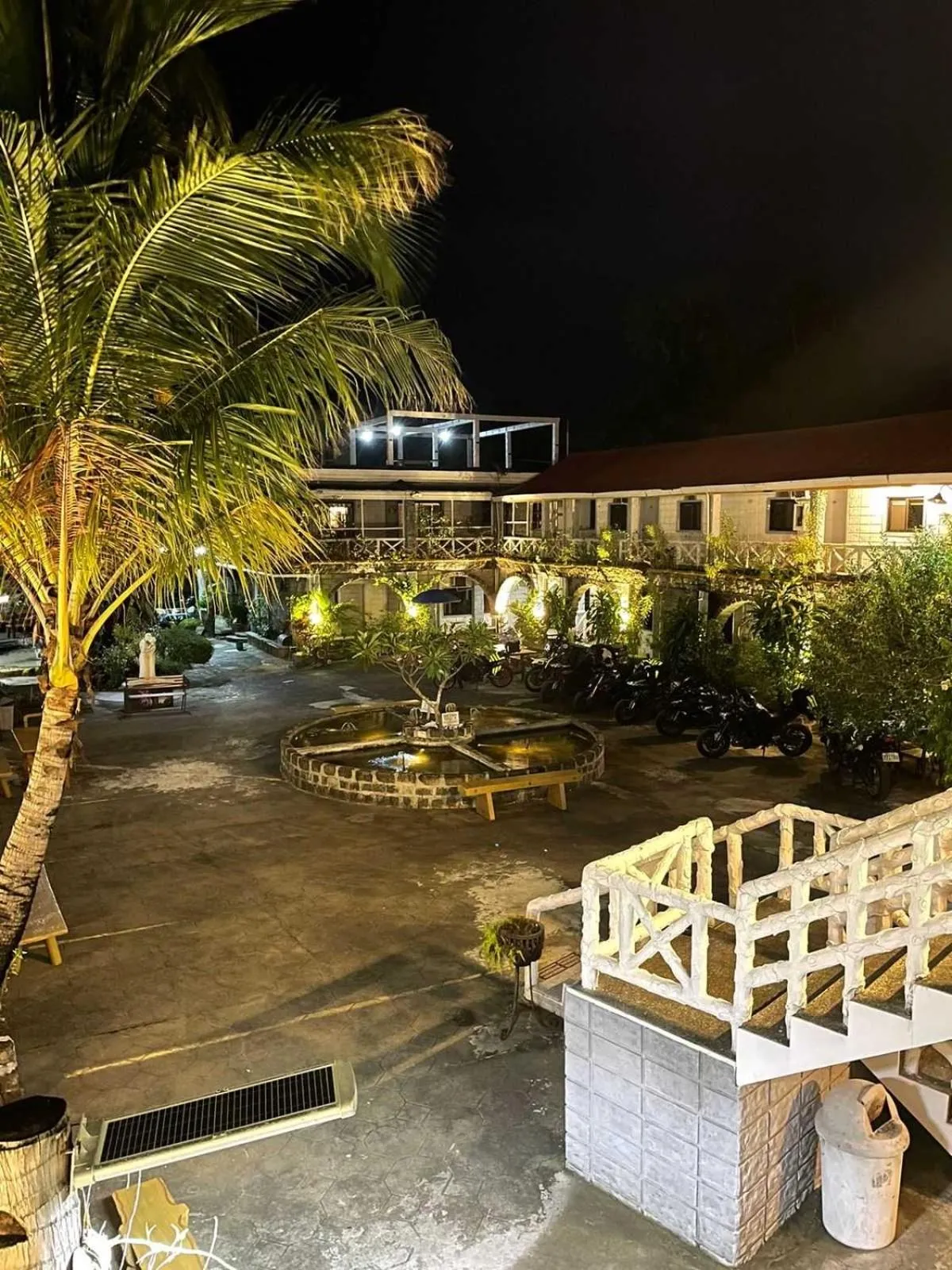 Sunbloom Beachfront Hotel and Restaurant Zambales
