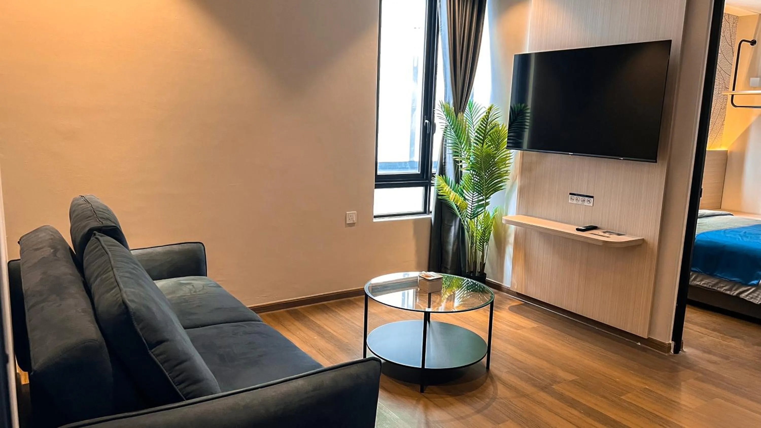 Hotel Brynton at Cameron Centrum Mall