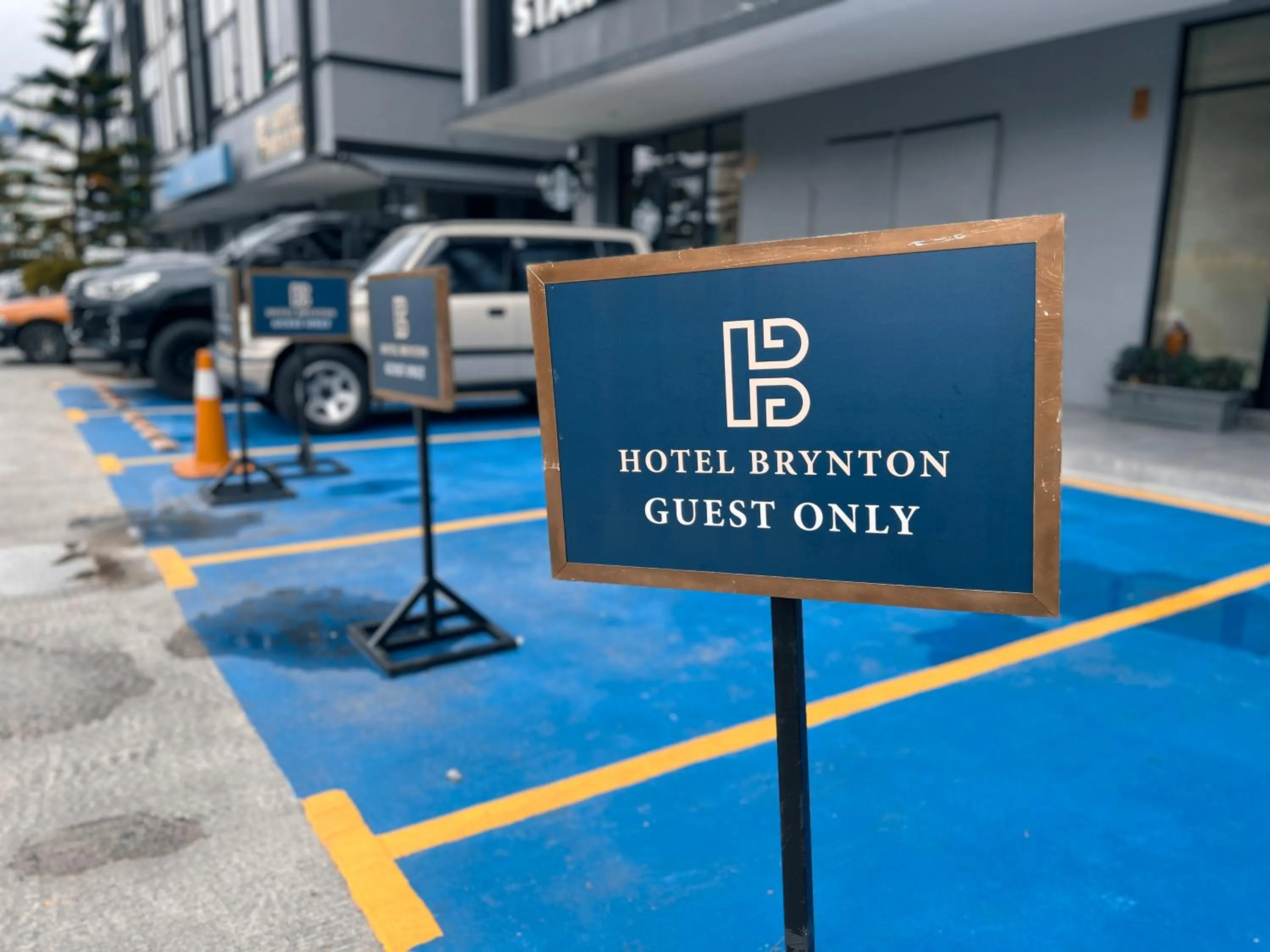 Hotel Brynton at Cameron Centrum Mall