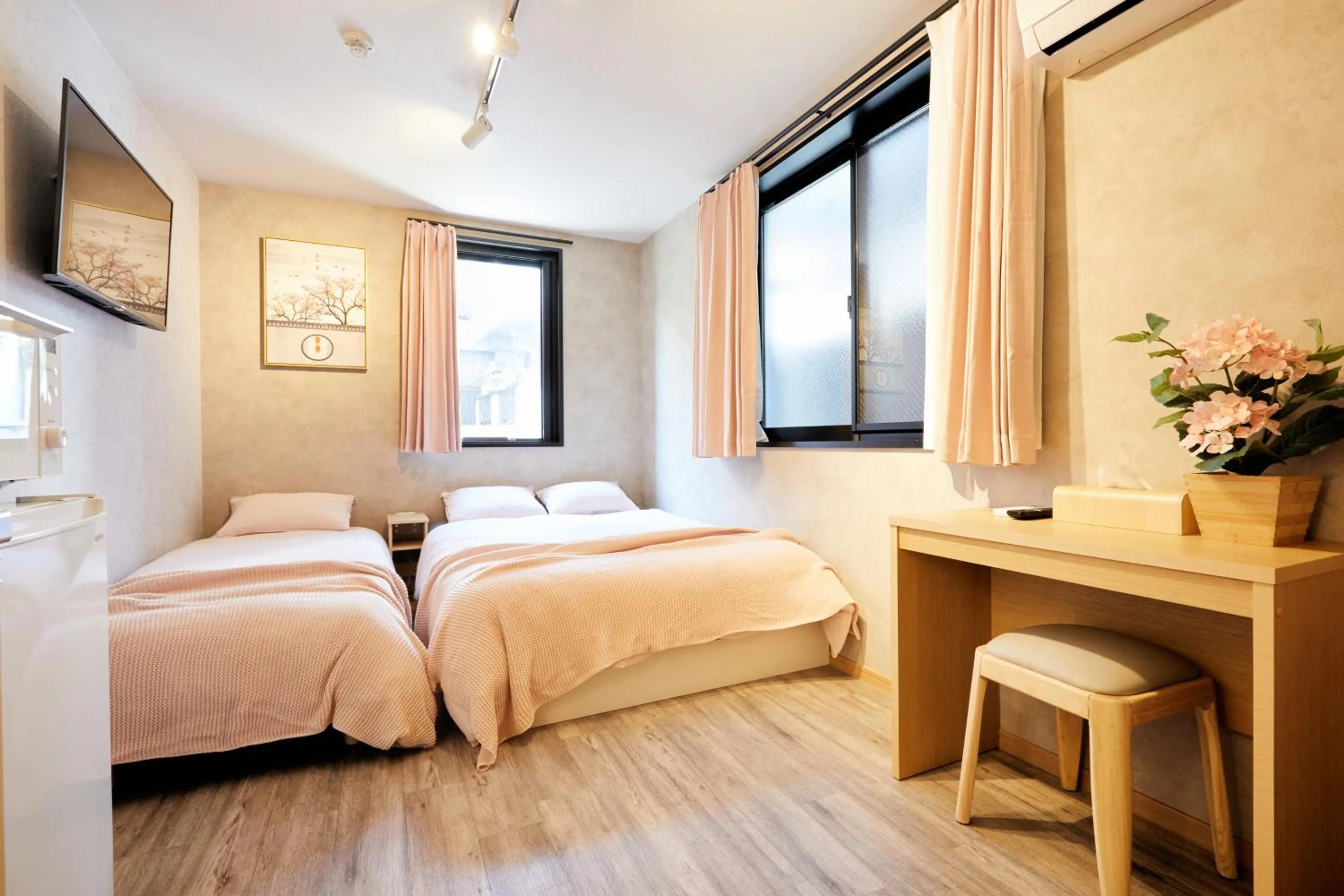 Designed apart ment Yamanote Line Shin-Okubo Sta 3 min walk
