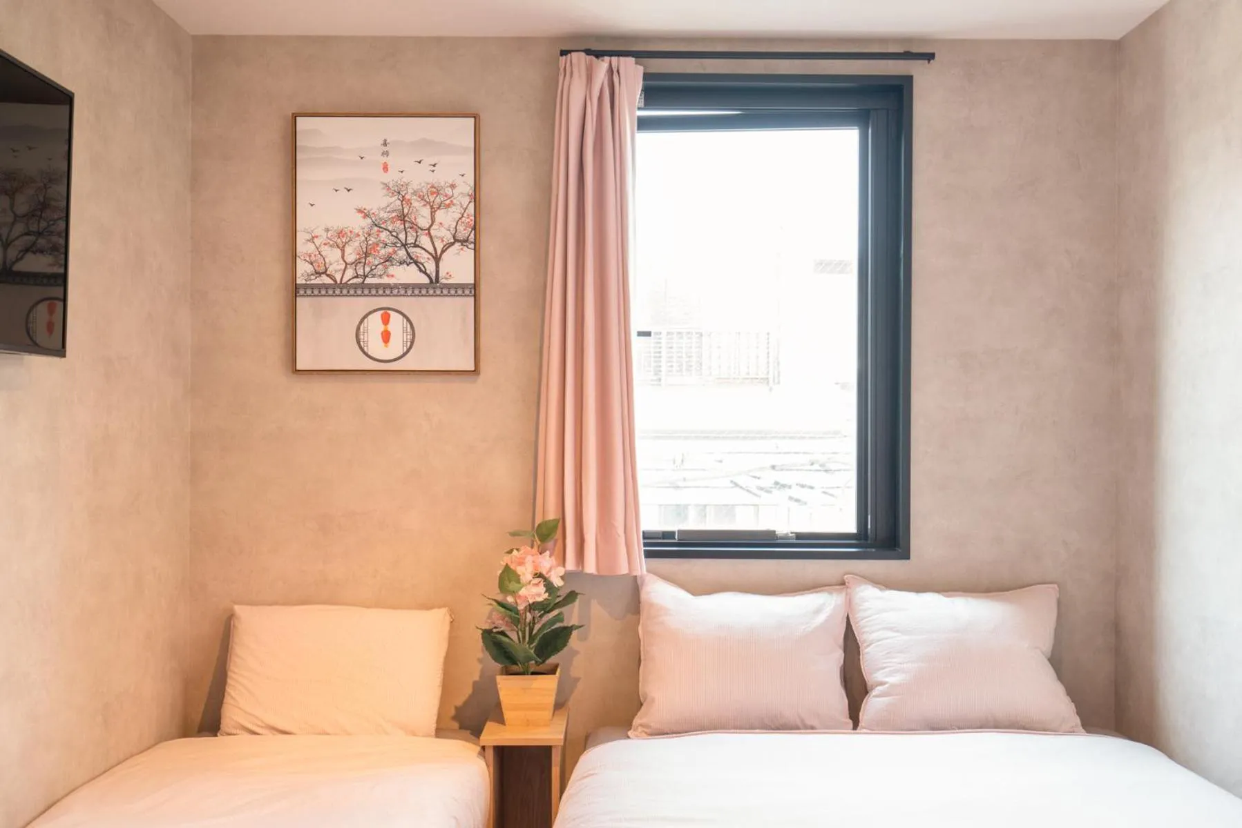 Designed apart ment Yamanote Line Shin-Okubo Sta 3 min walk