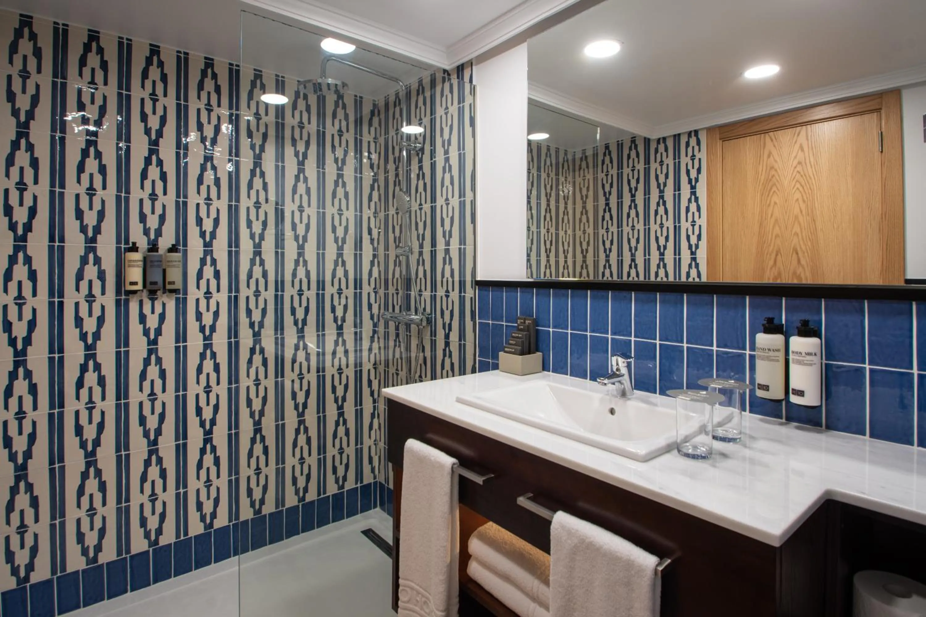 Bathroom in H10 Lanzarote Princess