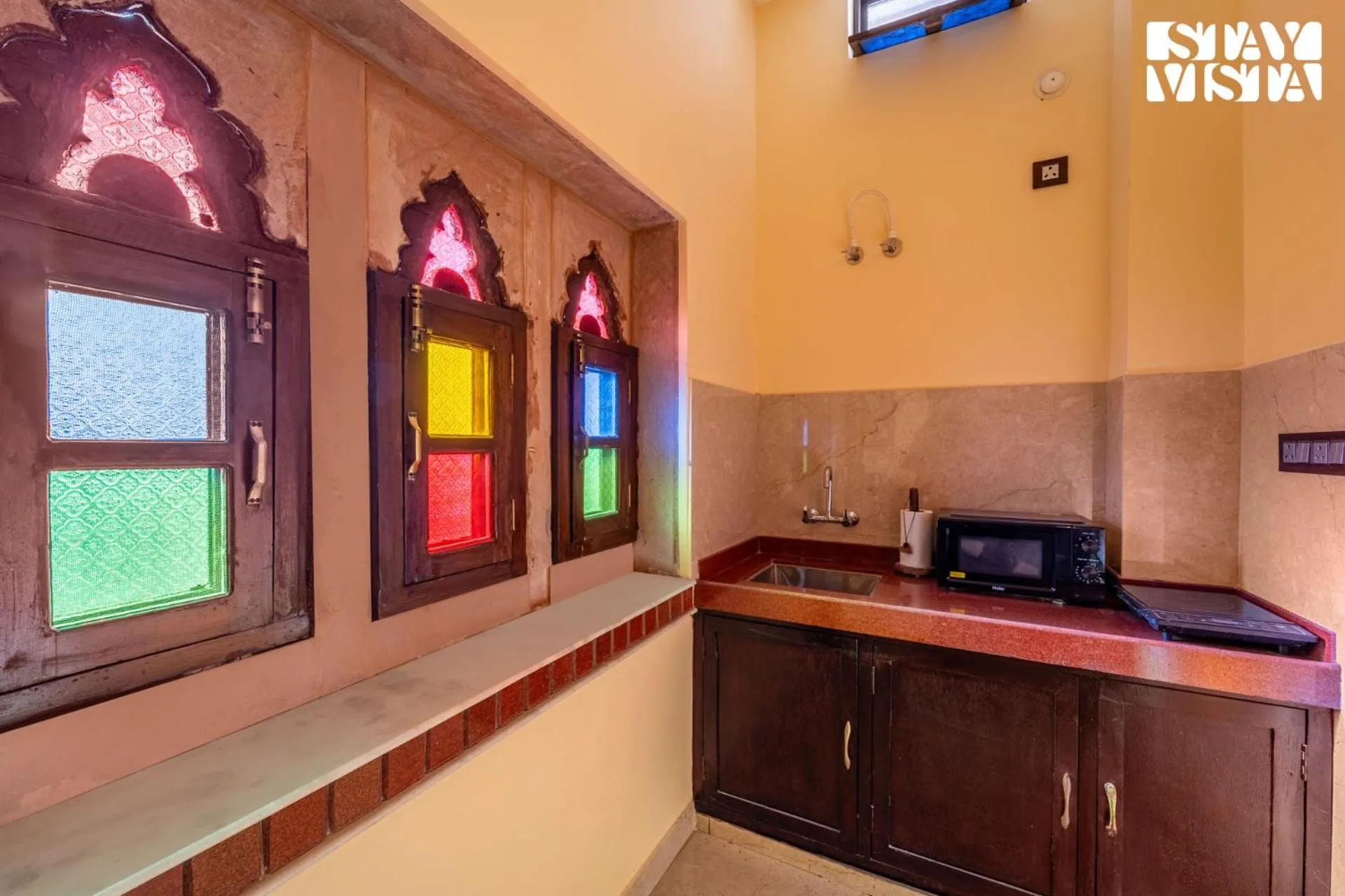 Kitchen or kitchenette in Sunset Escape by VEO - Part of StayVista