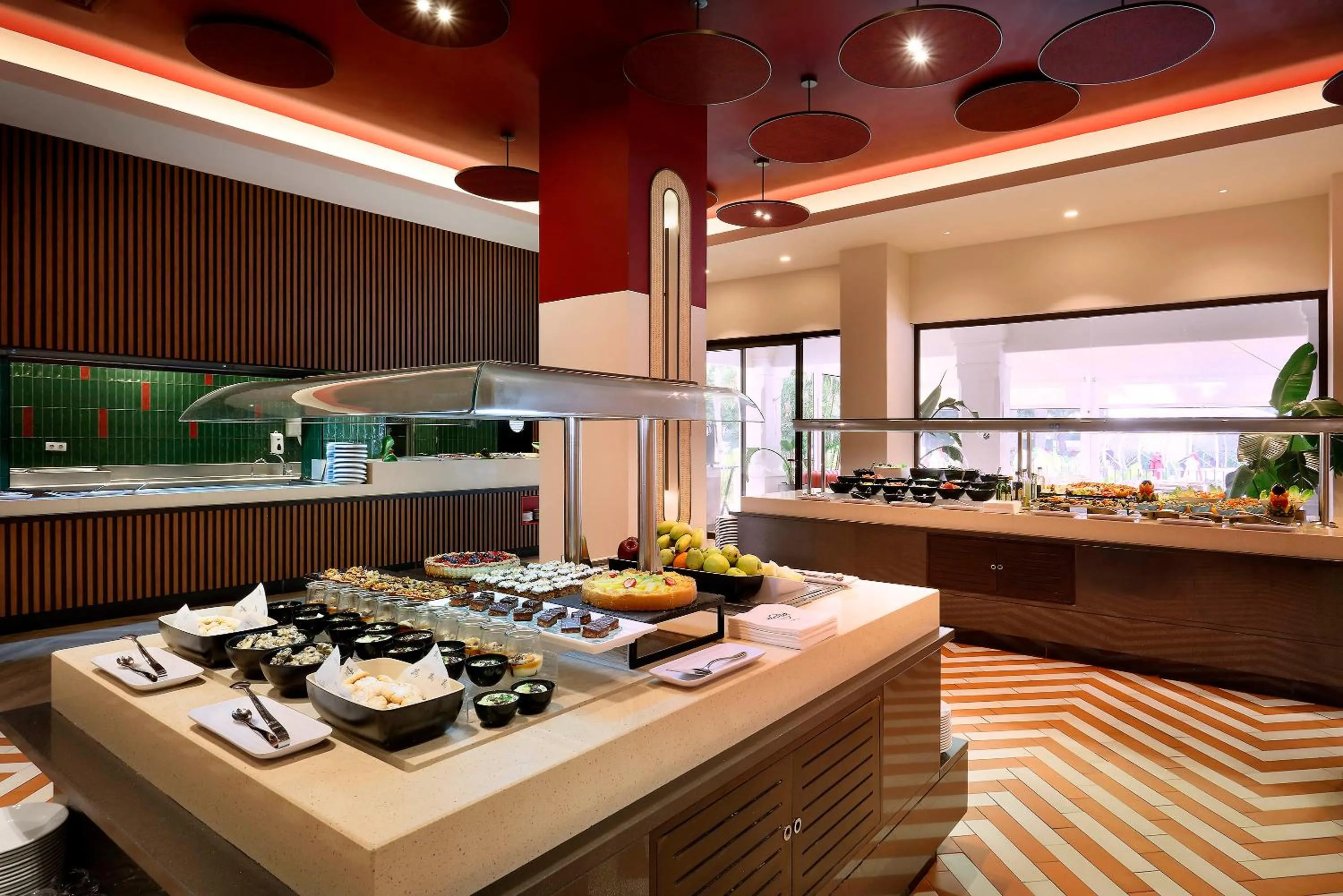 Restaurant/places to eat in Hard Rock Hotel Marbella - Puerto Banús