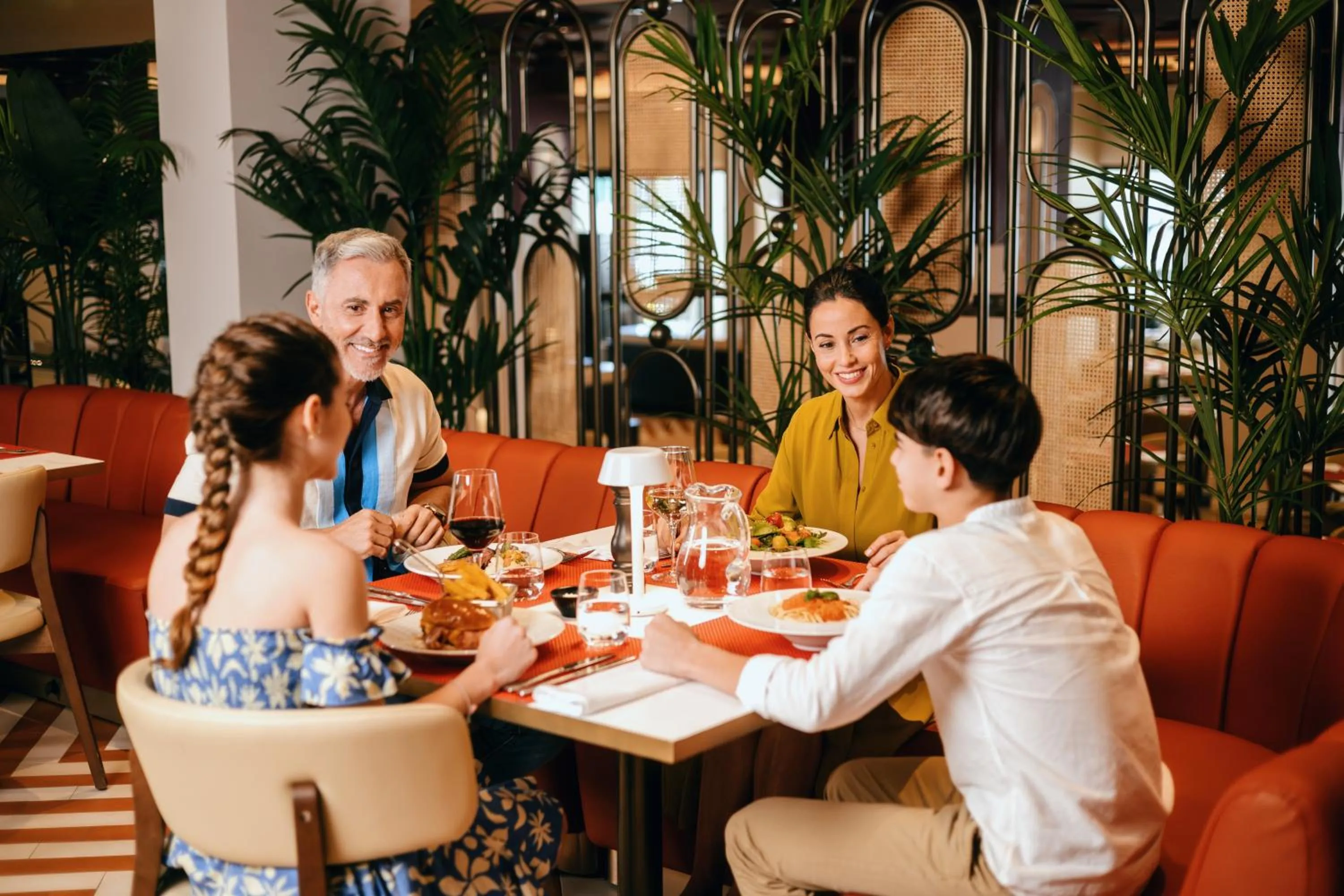 Restaurant/places to eat in Hard Rock Hotel Marbella - Puerto Banús