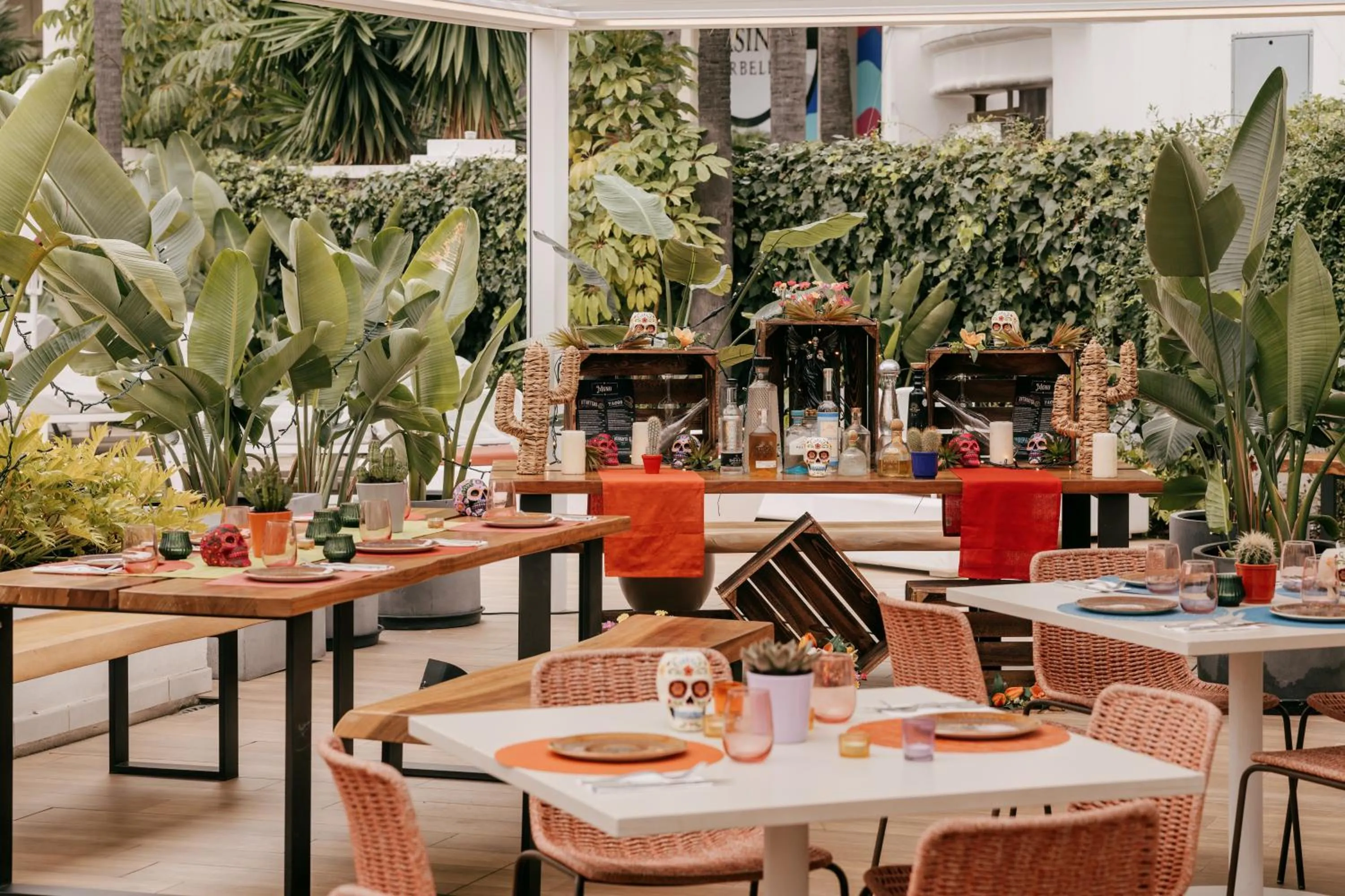 Restaurant/places to eat in Hard Rock Hotel Marbella - Puerto Banús