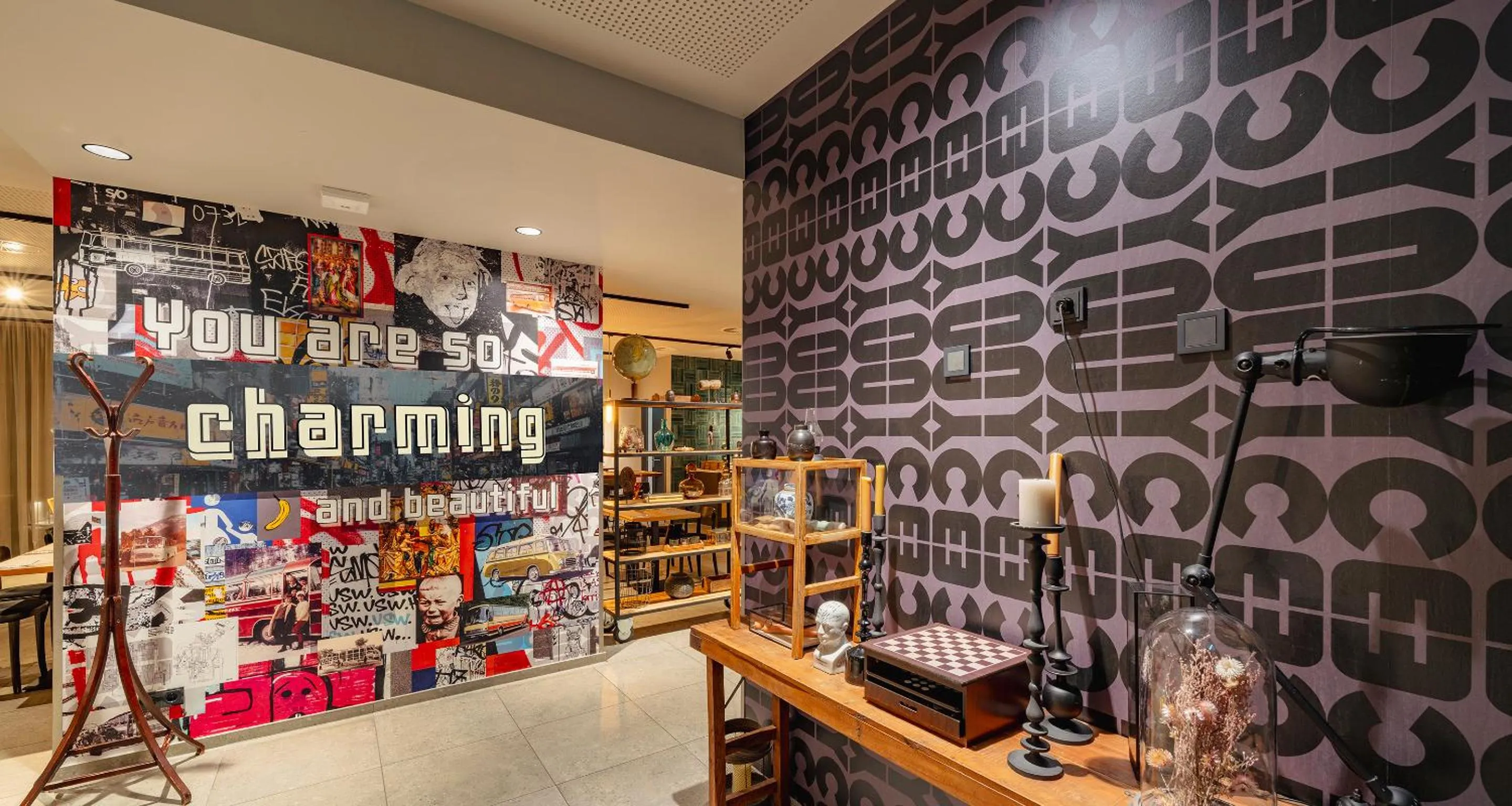 Lobby or reception in PLAZA INN Ulm