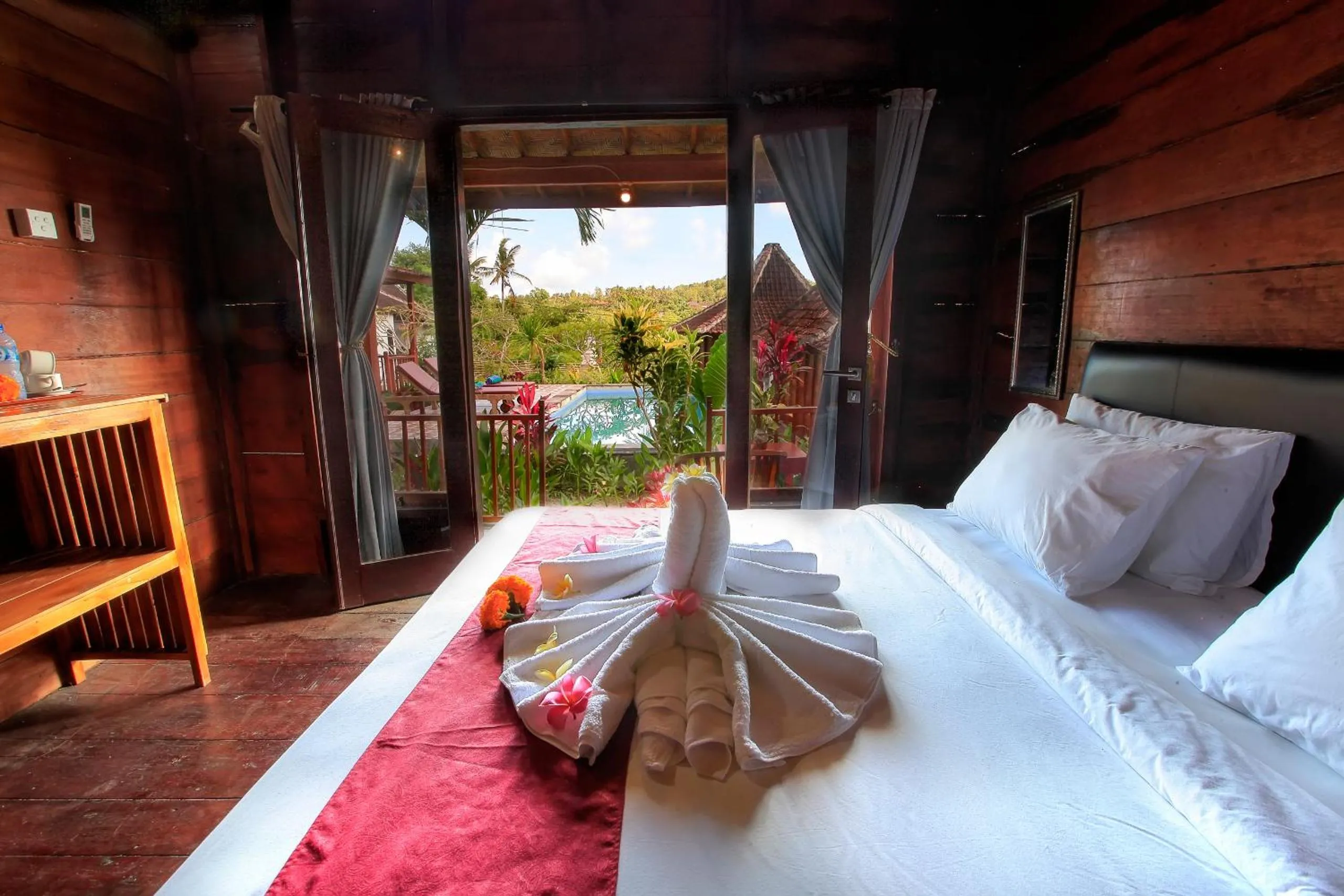 Bedroom, Bed in THE DARA HILL